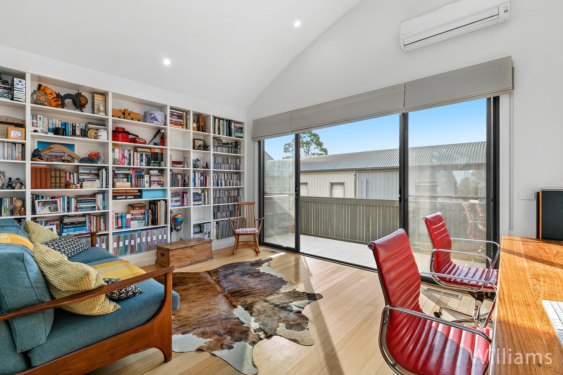 18 John Liston Drive, Newport - Thumbnail 3
