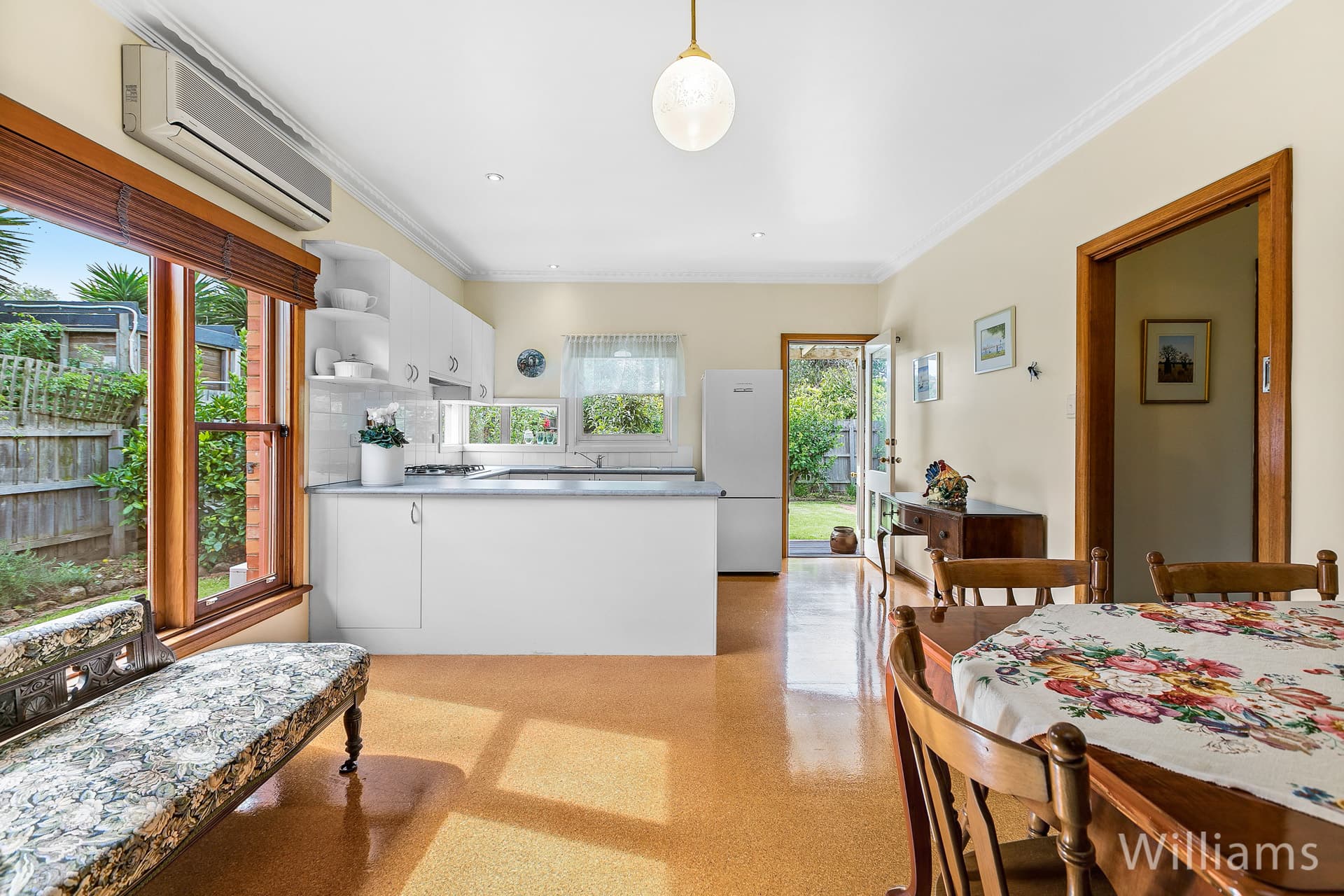 42 Railway Place, Williamstown - Thumbnail 5