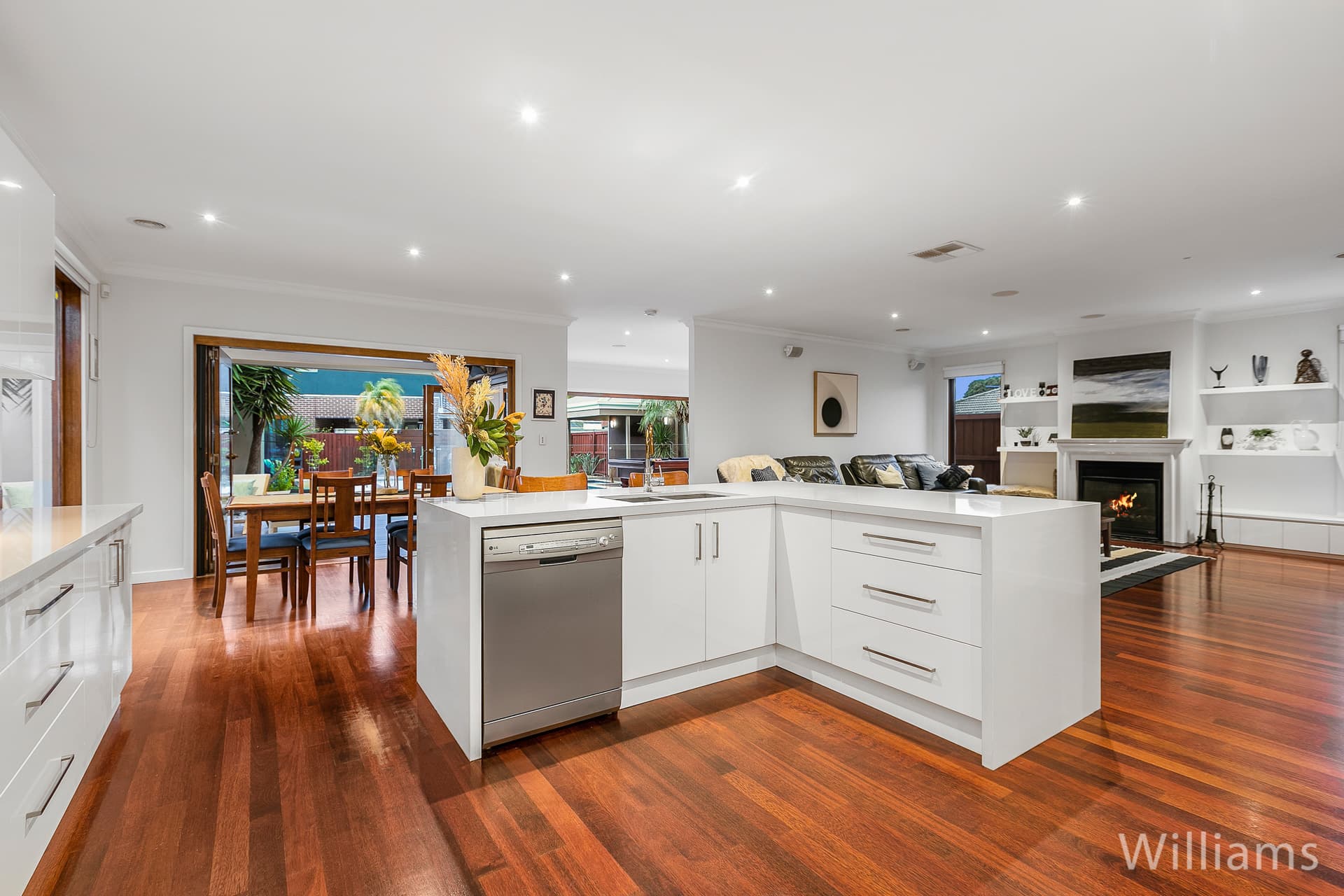 26 Myrtle Grove, Altona - Thumbnail 5