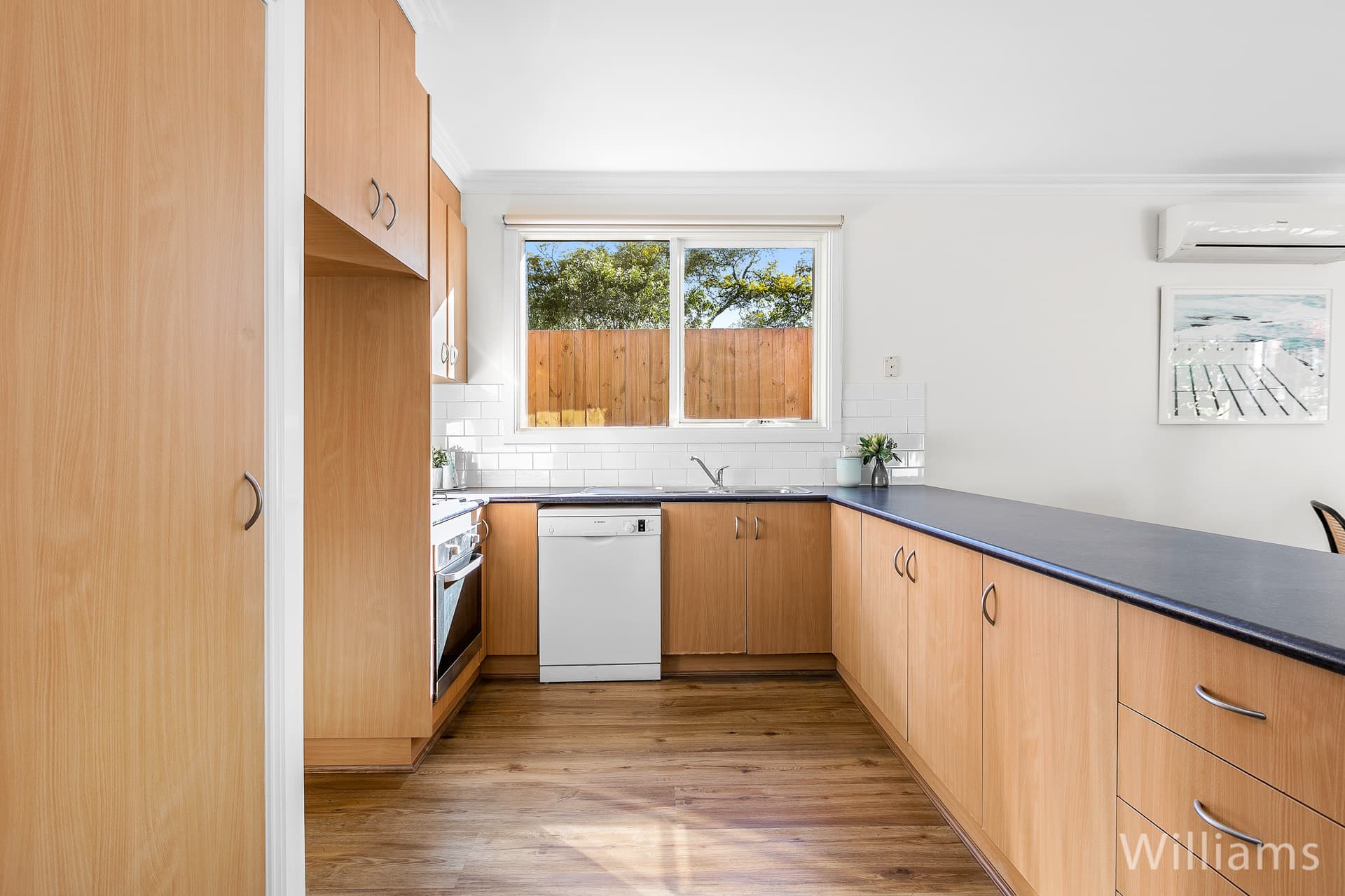 1/100 Hobson Street, Newport - Thumbnail 7