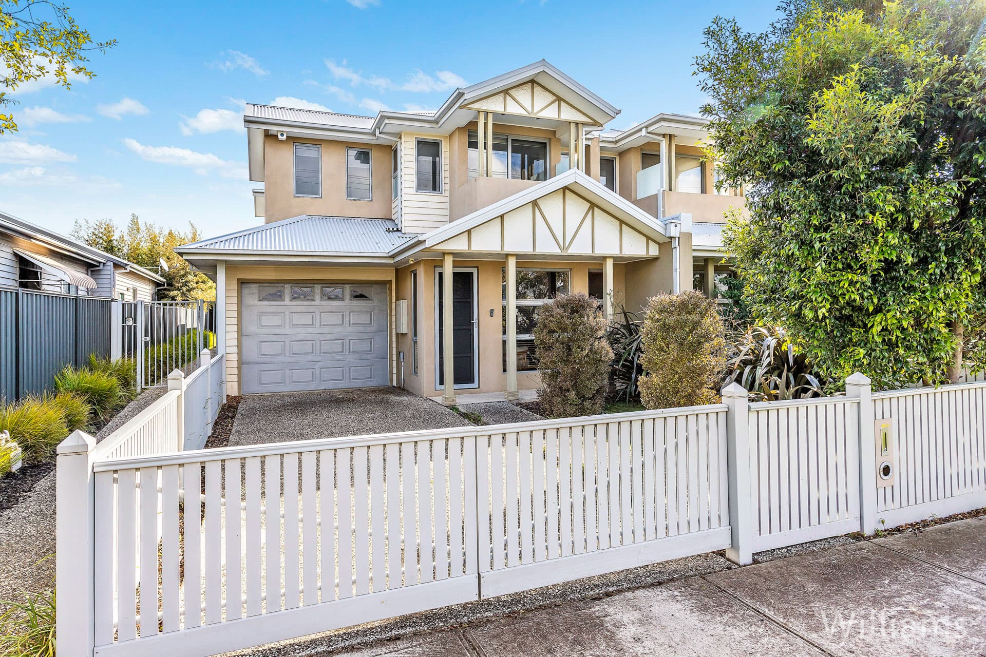 89A William Street, Newport - Image 1