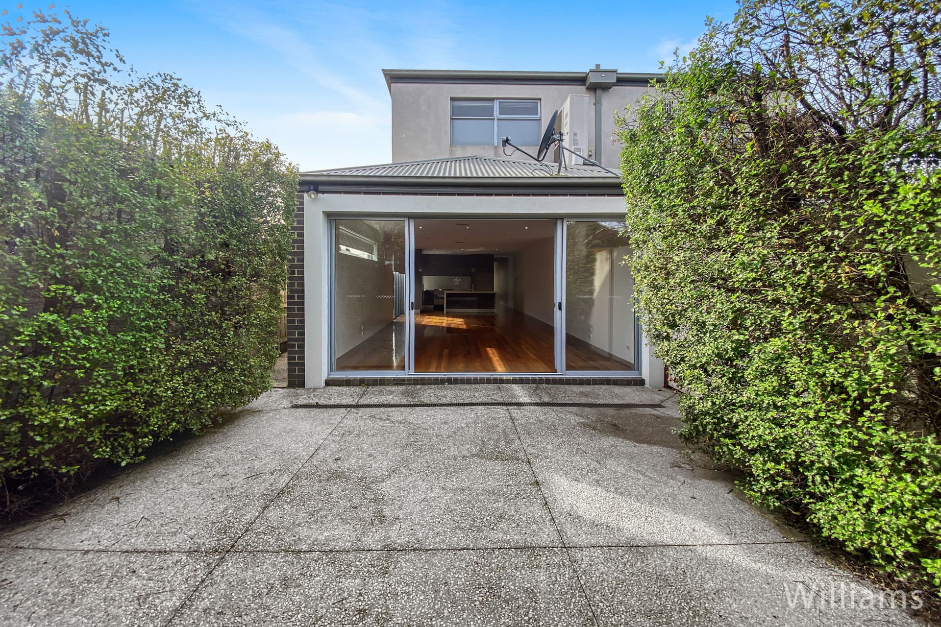 2/48 Kernot Street, South Kingsville - Thumbnail 4