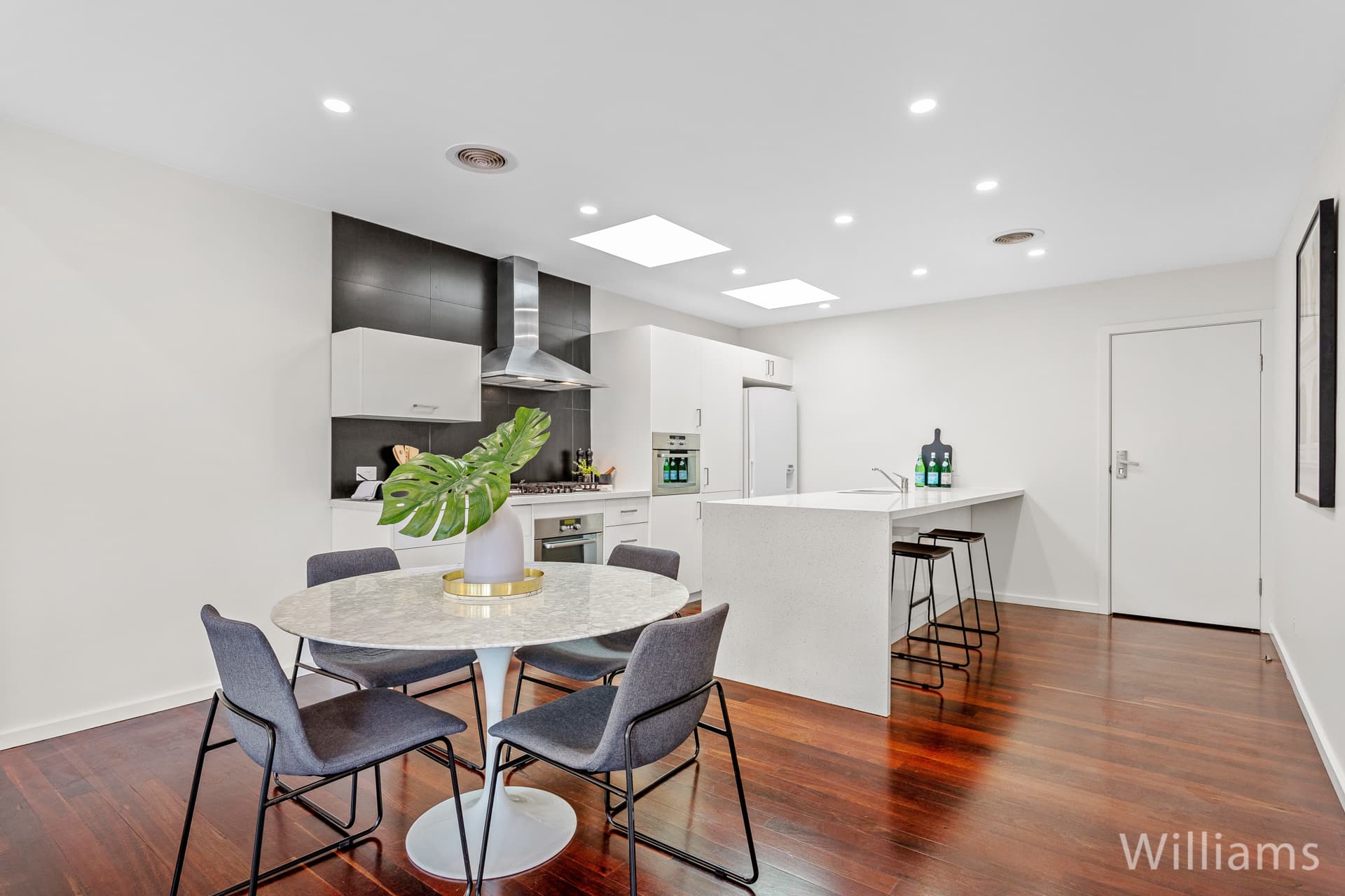 21 Ross Street, Newport - Thumbnail 3