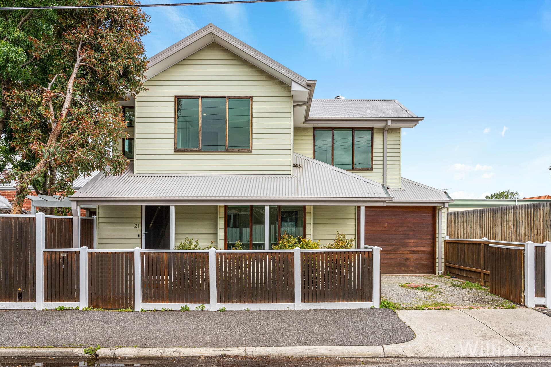 21 Ross Street, Newport - Thumbnail 2