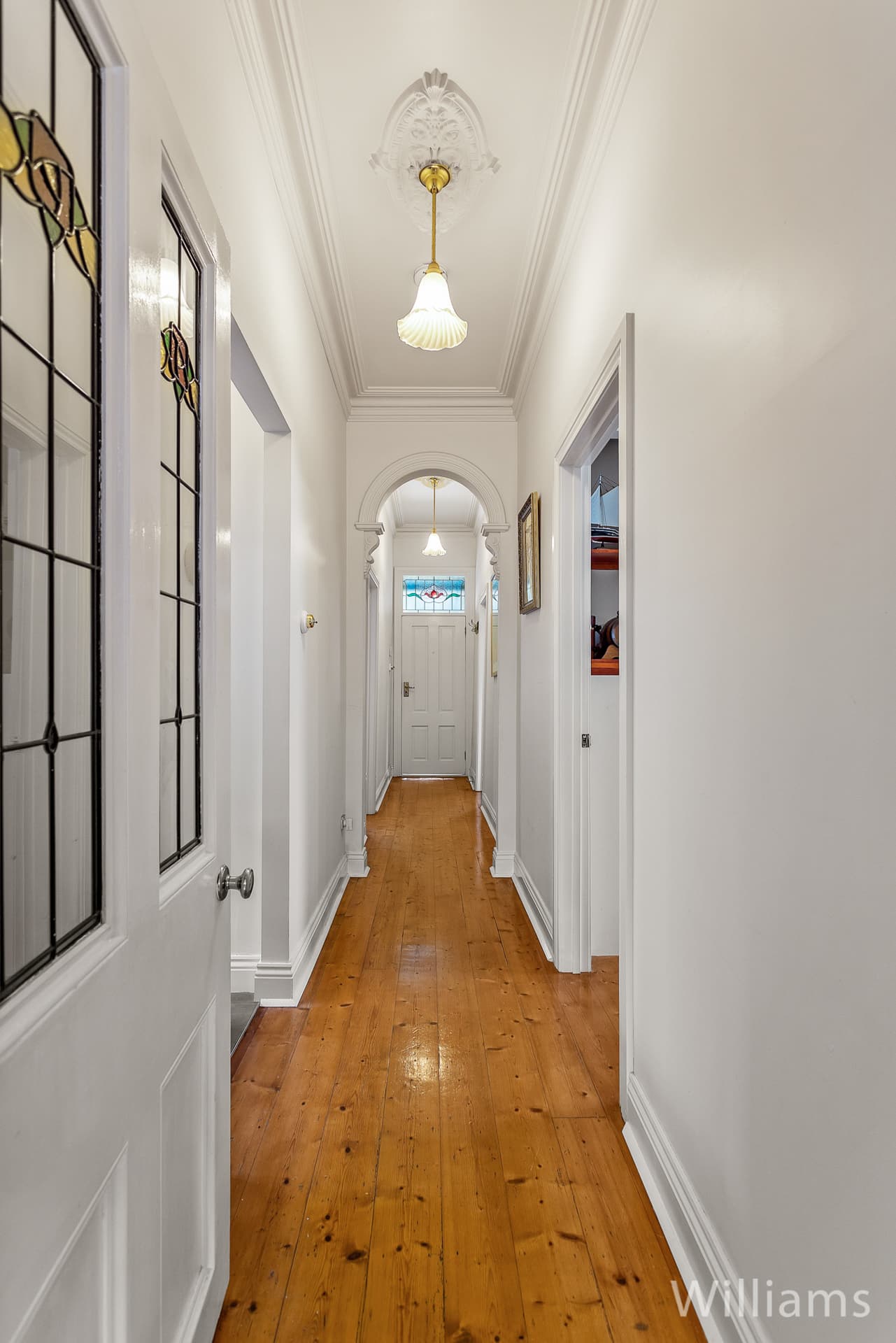 32 Hotham Street, Williamstown - Thumbnail 3