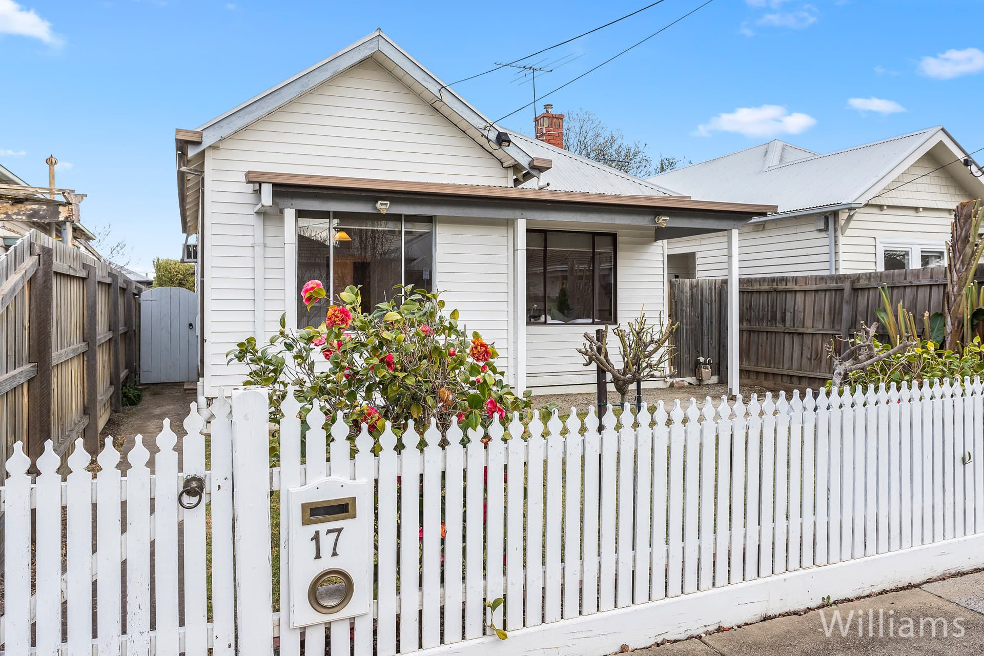 17 Ford Street, Newport - Image 1