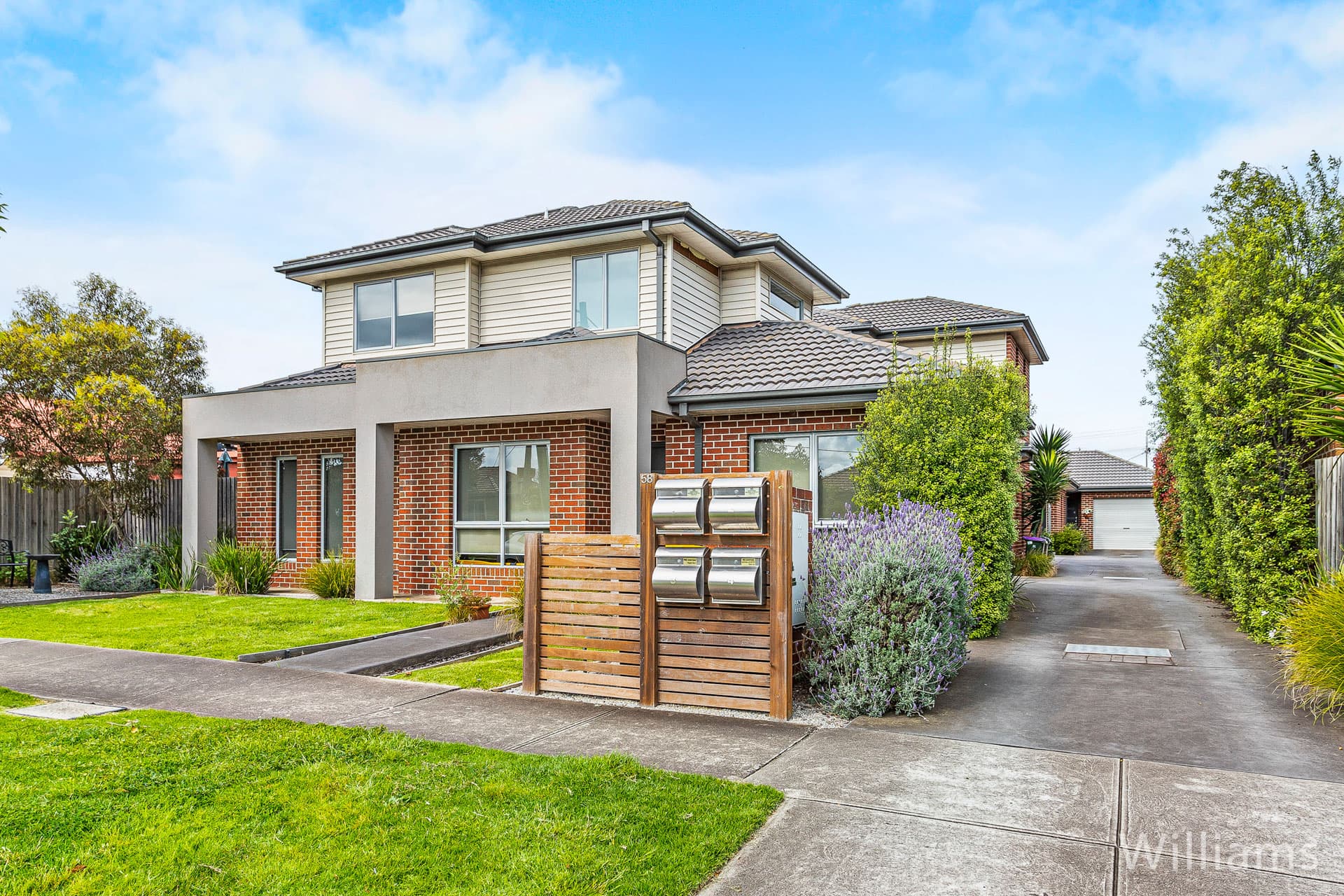 2/58 Blenheim Road, Newport - Image 1