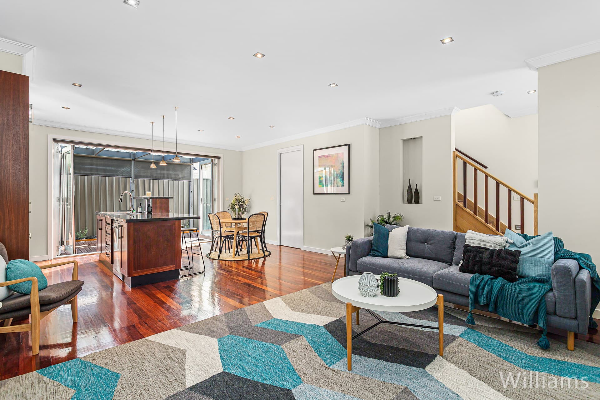68 Margaret Street, Newport - Thumbnail 2