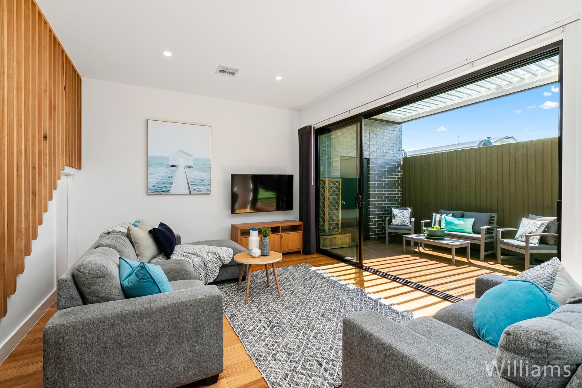 24 Aloha Street, South Kingsville - Thumbnail 4