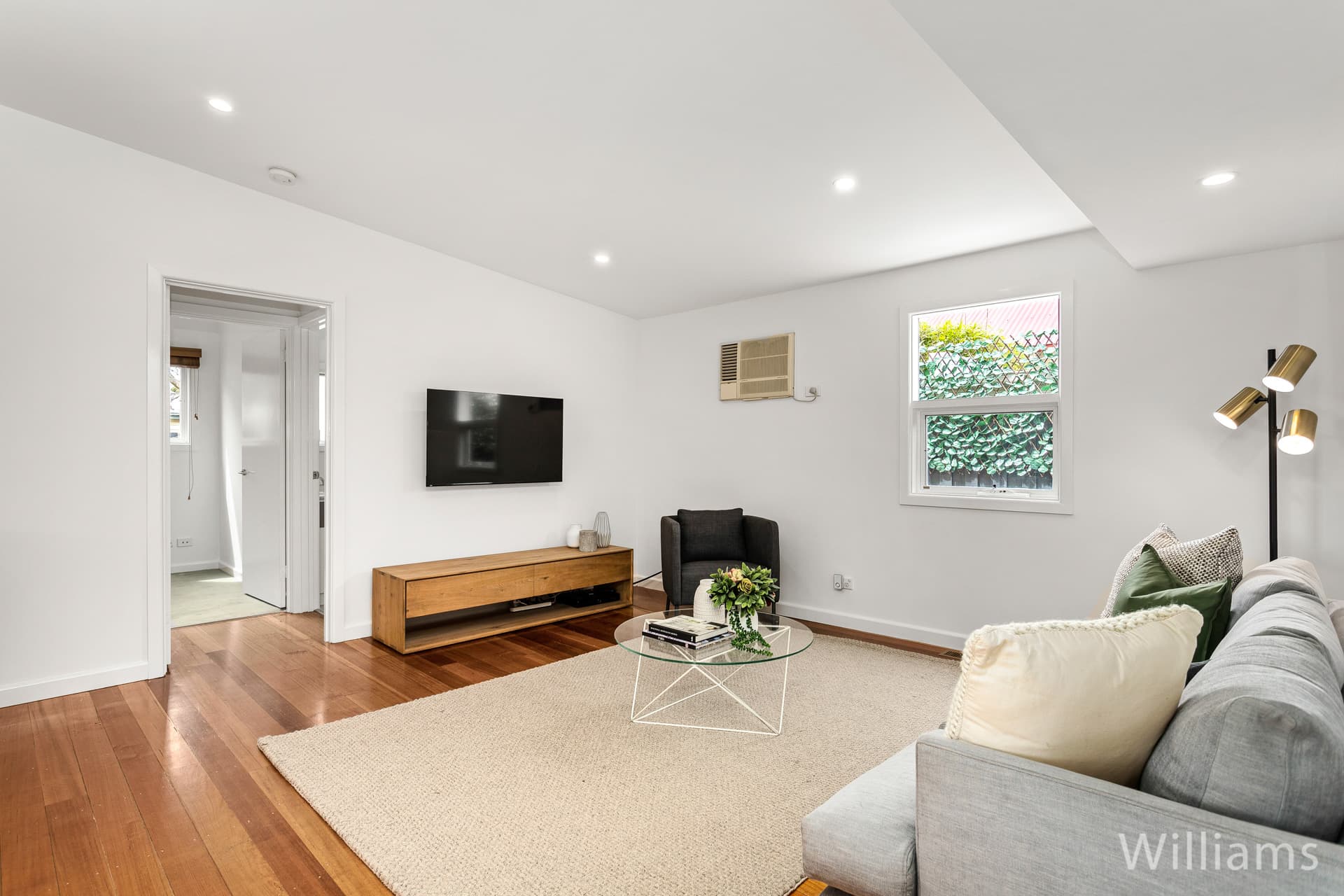 8 Henry Street, Williamstown - Thumbnail 8