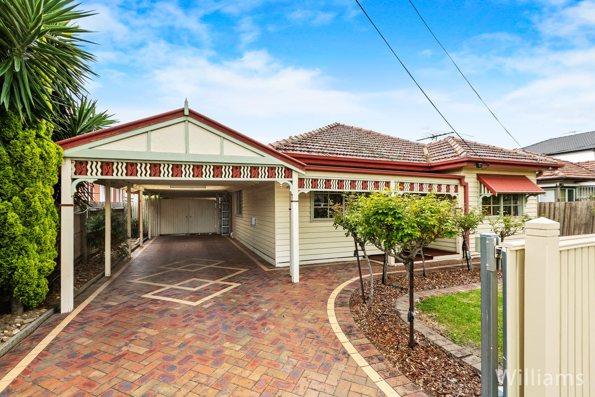 84 Charlotte Street, Newport - Thumbnail 3