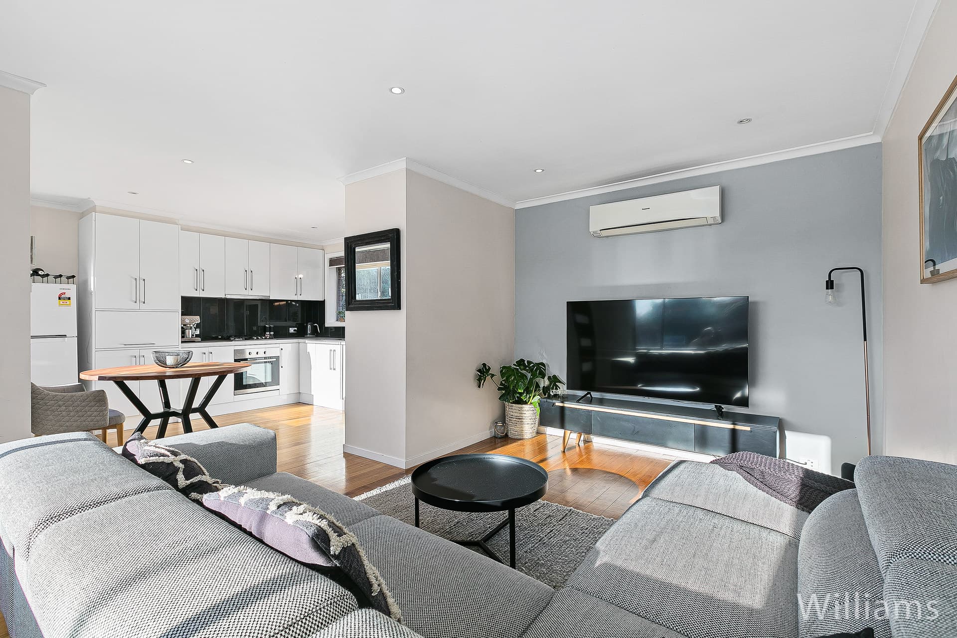 4/77 Vernon Street, South Kingsville - Thumbnail 3