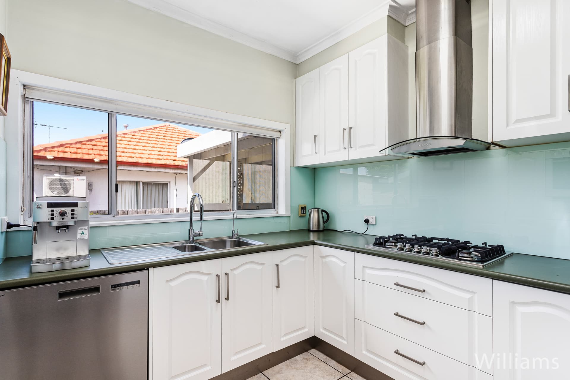 10 Sydney Street, Newport - Thumbnail 3