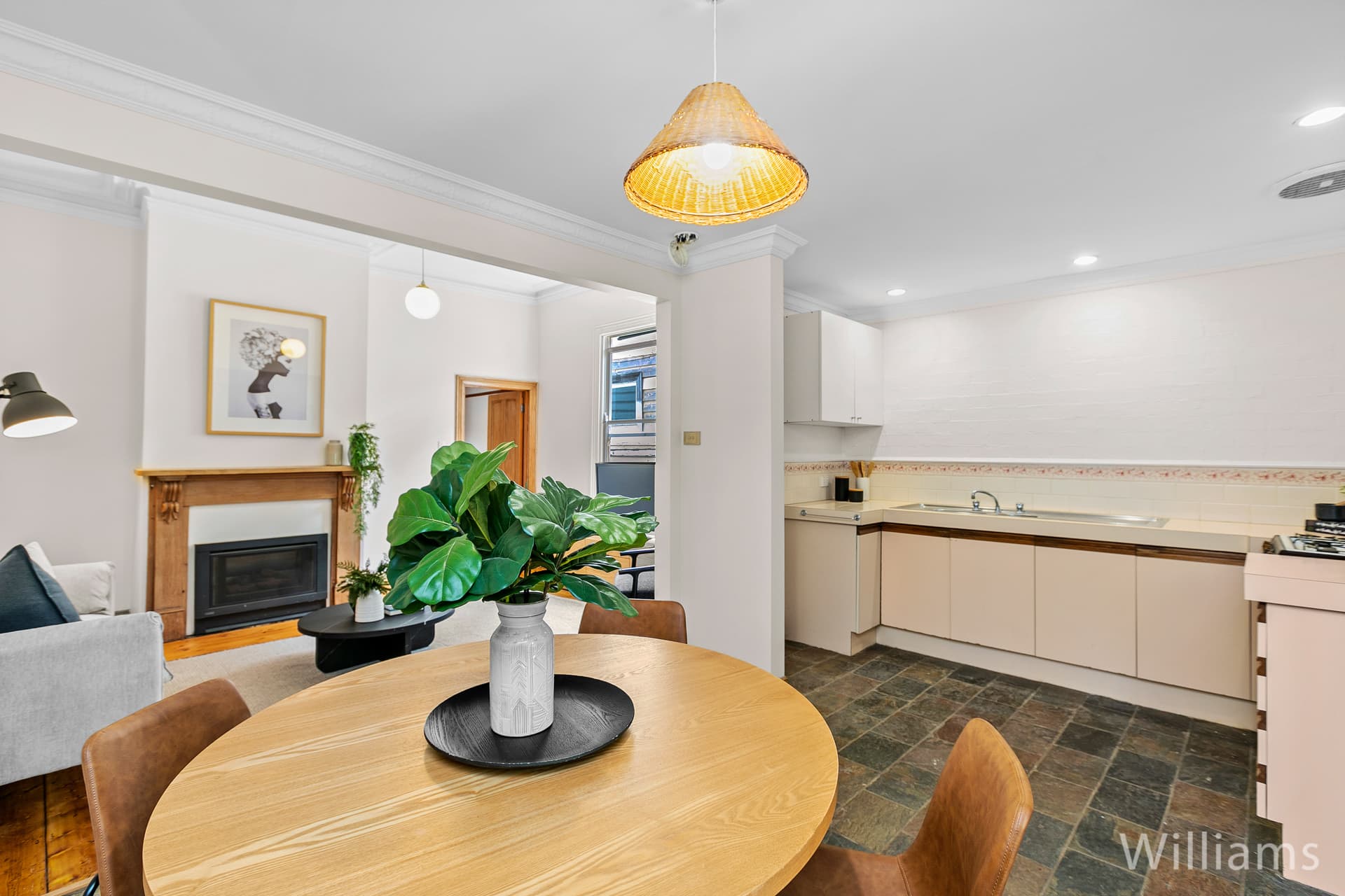 98 Dover Road, Williamstown - Thumbnail 7