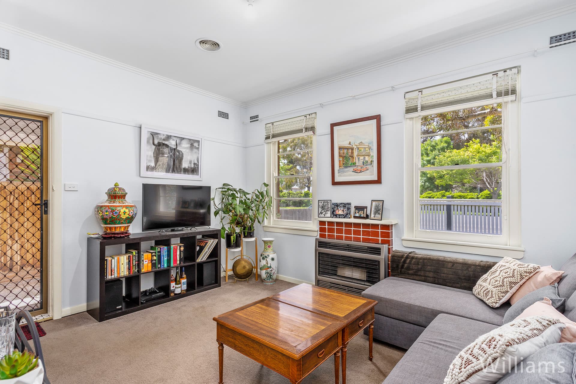 71 Champion Road, Williamstown - Thumbnail 2
