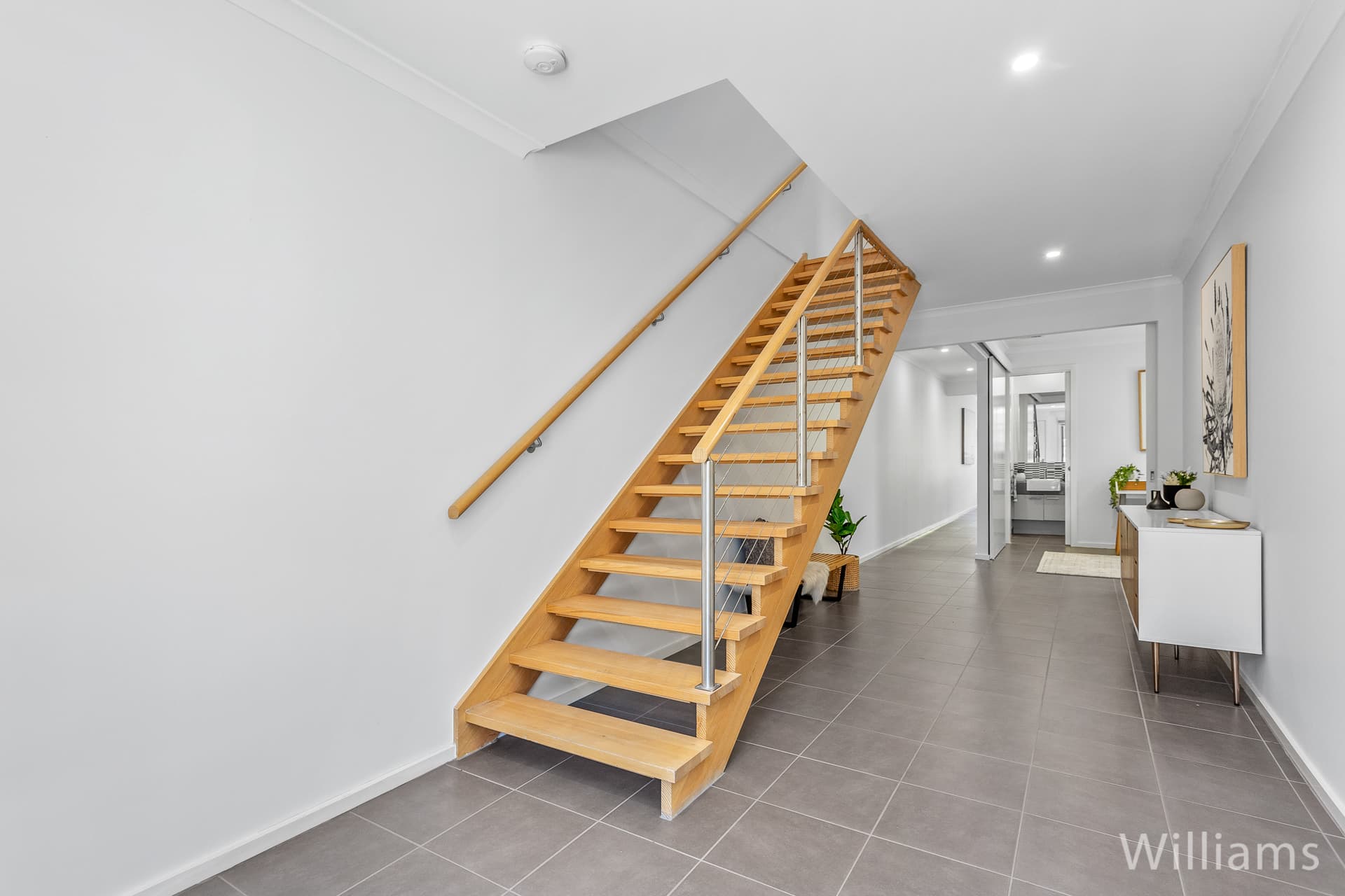 15A Kokoda Road, Williamstown - Thumbnail 2