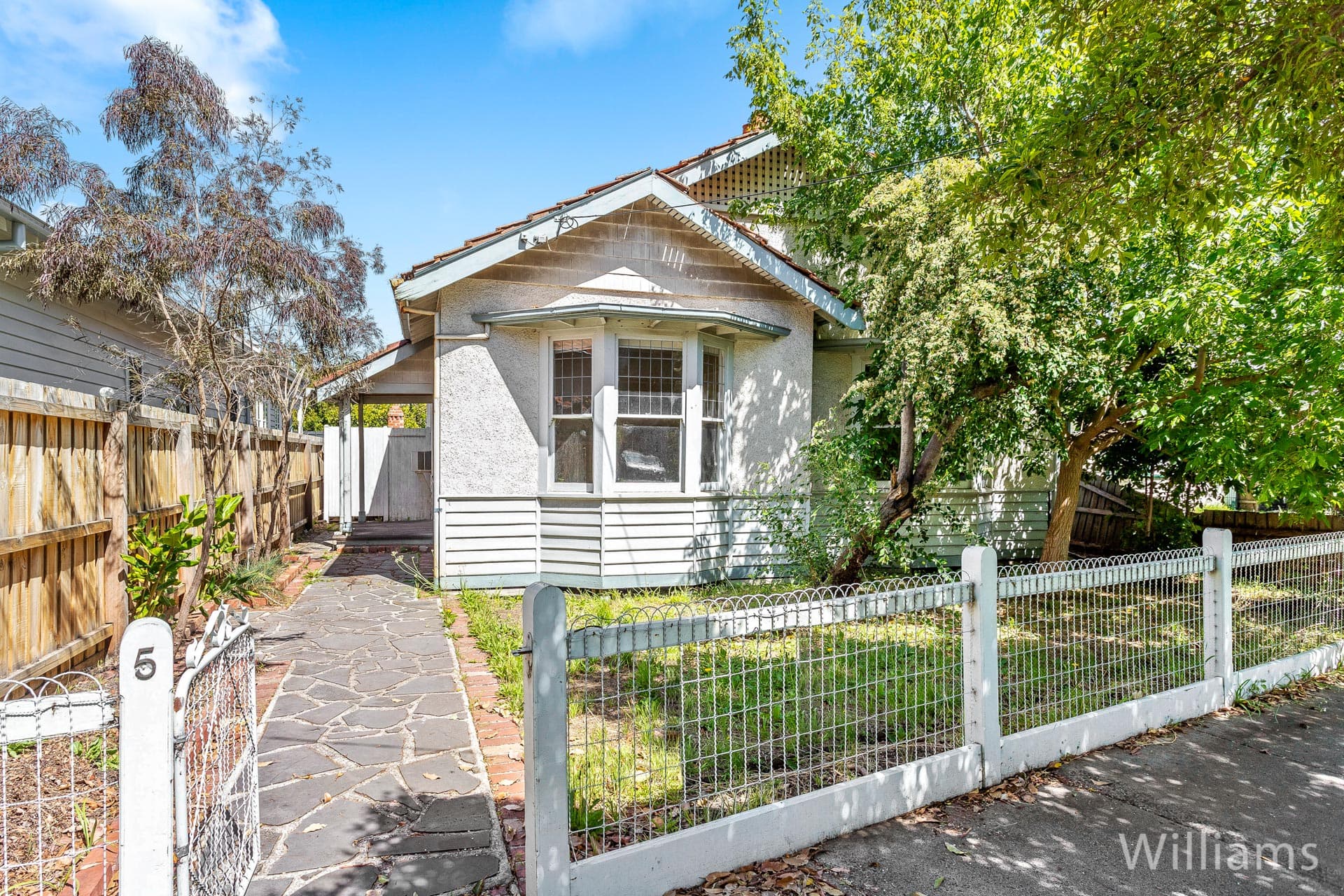 5 Lenore Crescent, Williamstown - Image 1