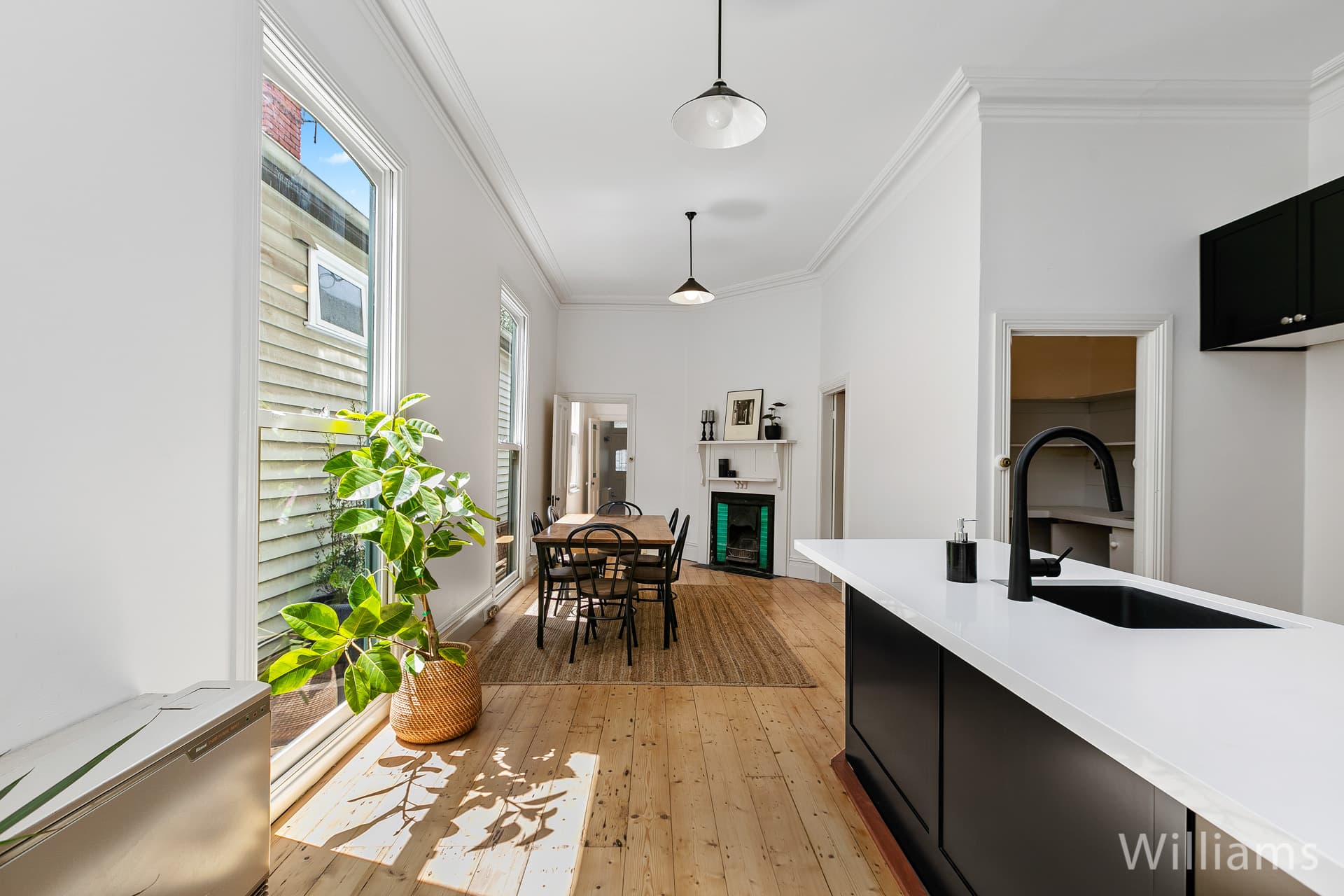 100 Cowper Street, Footscray - Thumbnail 6