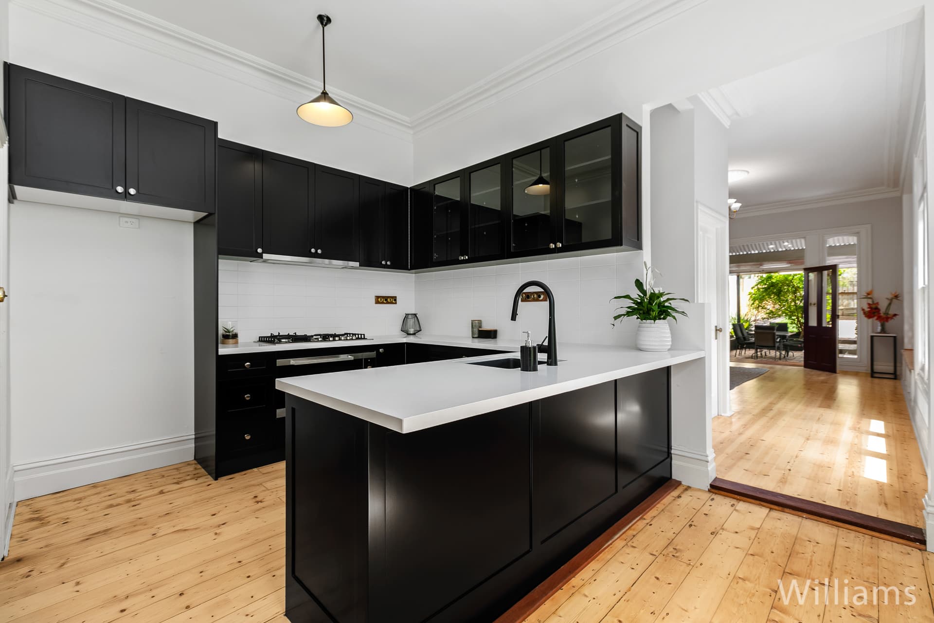 100 Cowper Street, Footscray - Thumbnail 7