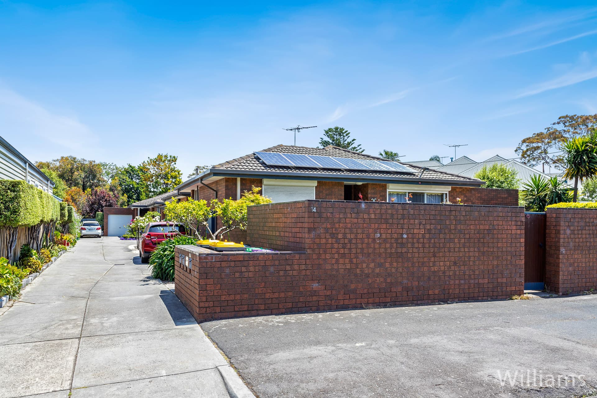 2/14 Giffard Street, Williamstown - Image 1
