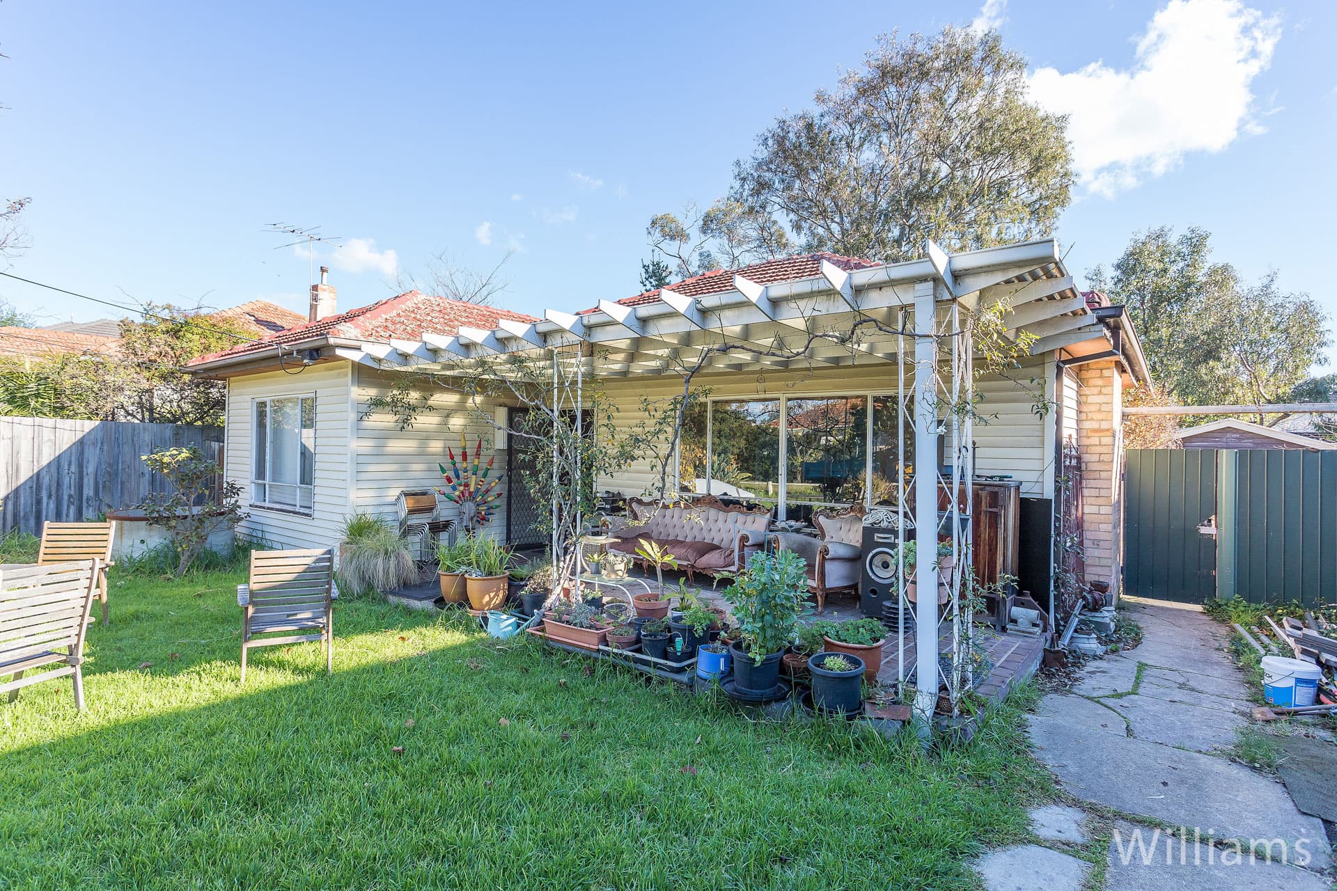 7 Basil Street, Newport - Thumbnail 2