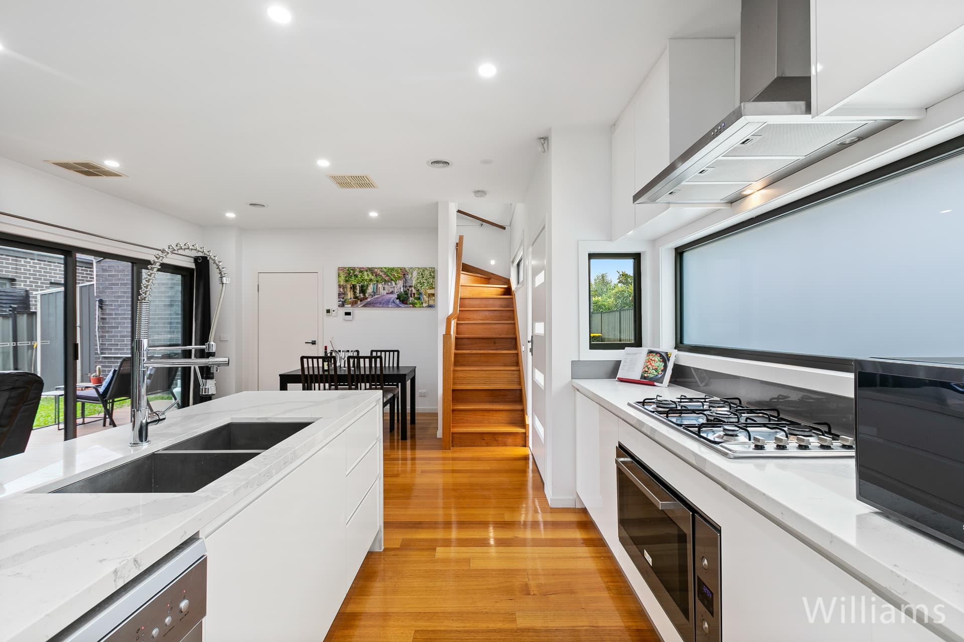2/40 Rosshire Road, Newport - Thumbnail 7