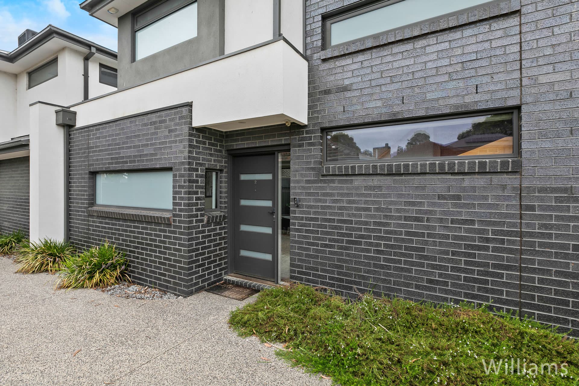 2/40 Rosshire Road, Newport - Thumbnail 2