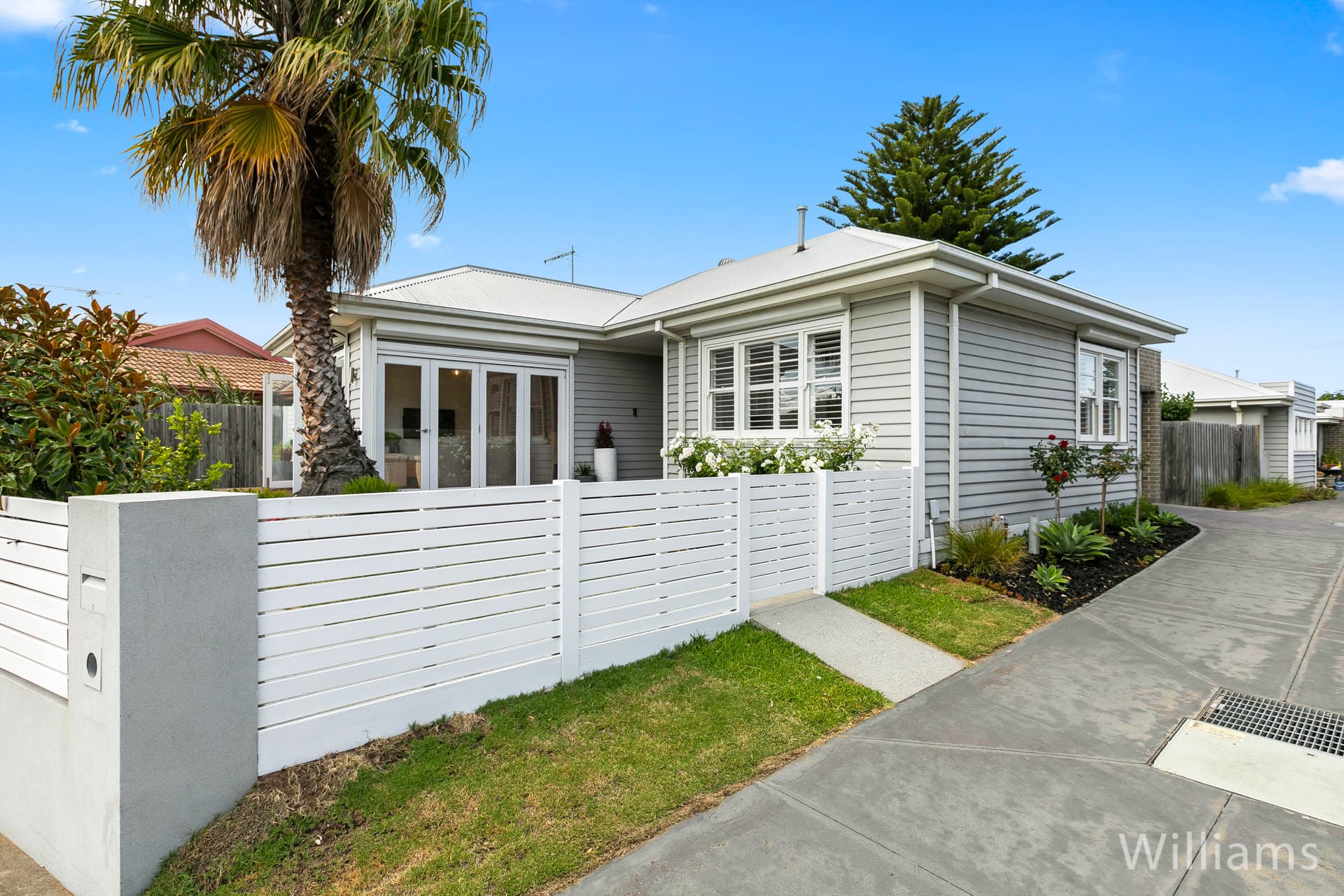 1/2 Bracken Grove, Altona - Thumbnail 3
