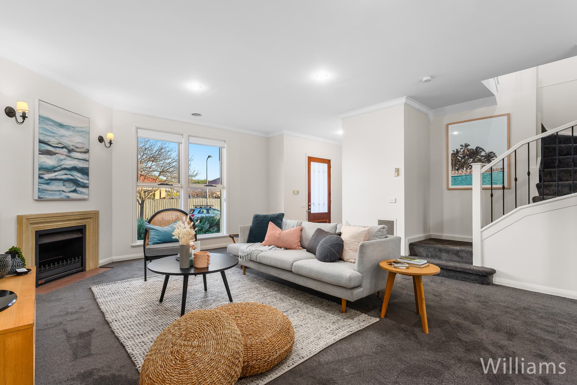47 Crofton Drive, Williamstown - Thumbnail 3