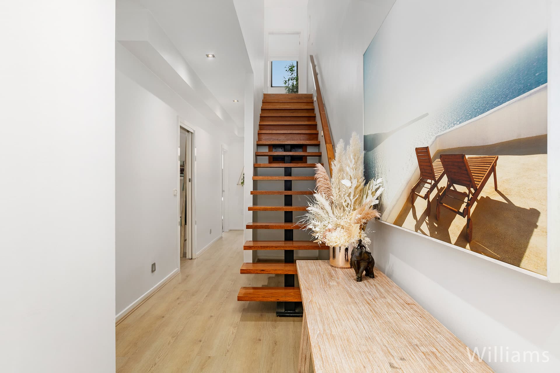 331 Melbourne Road, Newport - Thumbnail 2