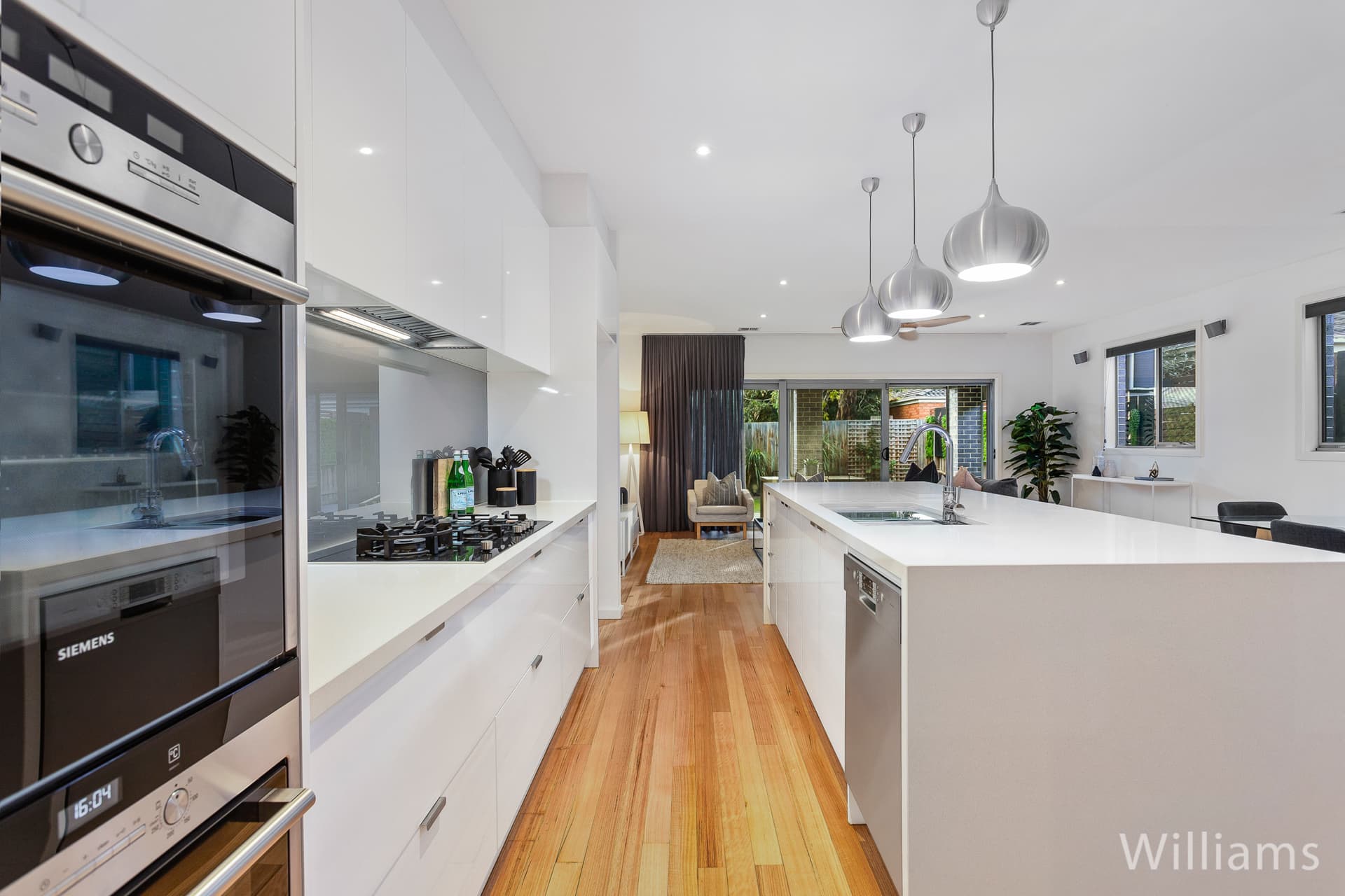 37A Charlotte Street, Newport - Image 1