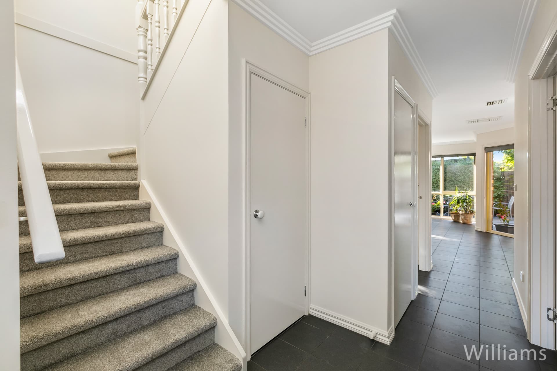 4/14 Romawi Street, Altona - Thumbnail 3