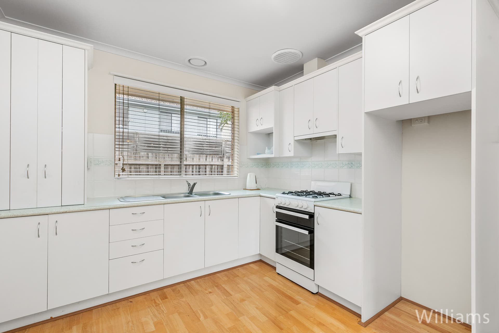 3/46 Kororoit Creek Road, Williamstown North - Thumbnail 7