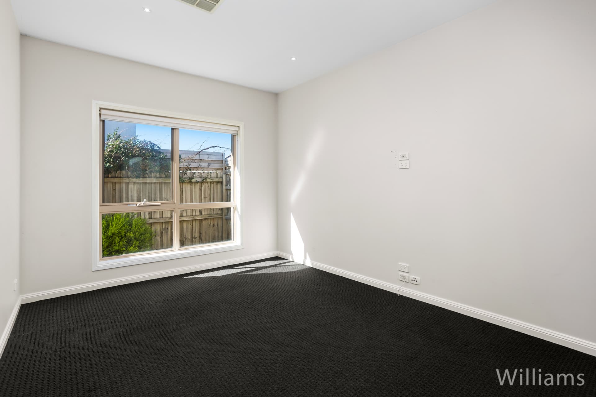 3/160 Aitken Street, Williamstown - Image 1