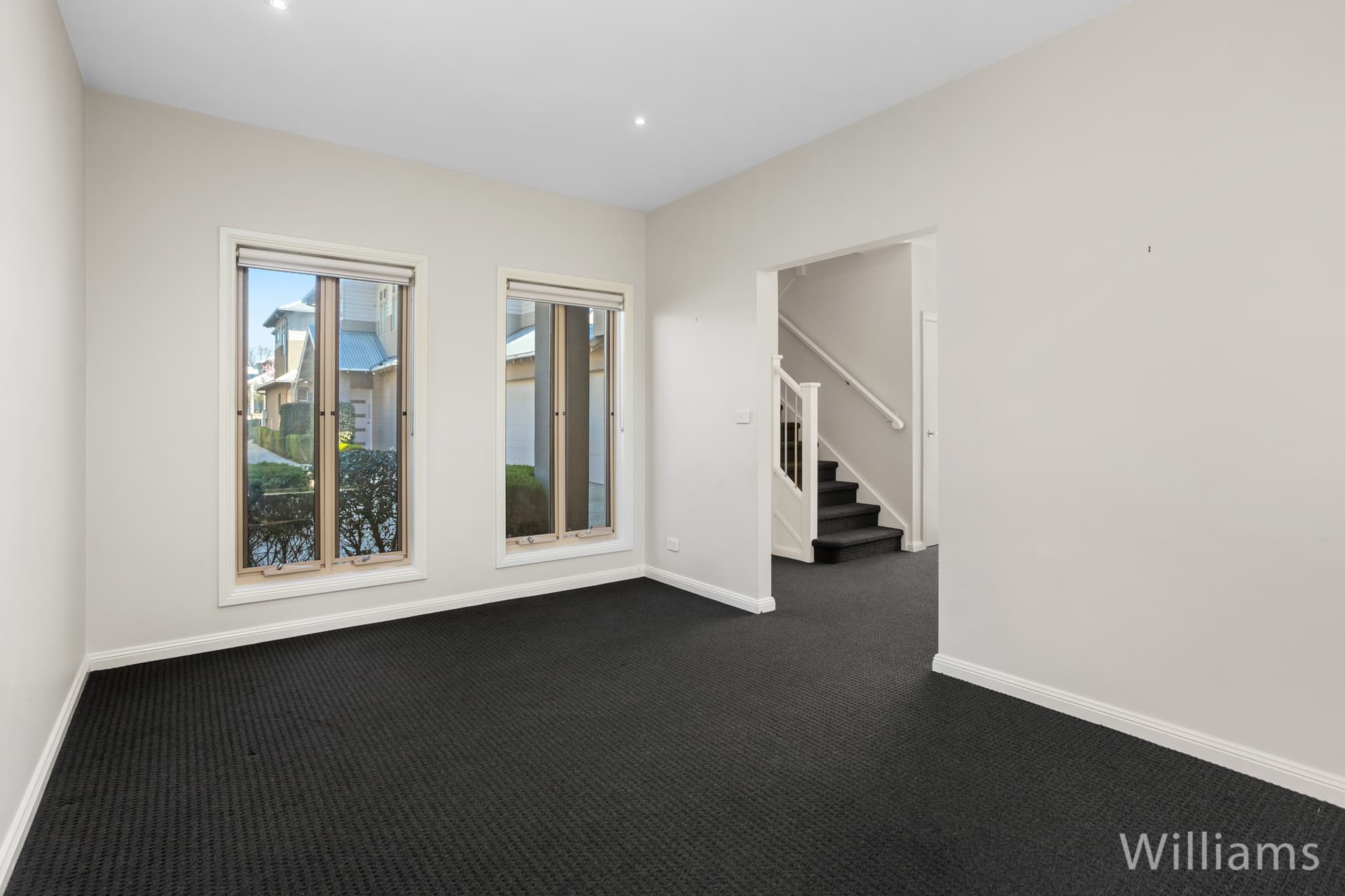 3/160 Aitken Street, Williamstown - Thumbnail 2