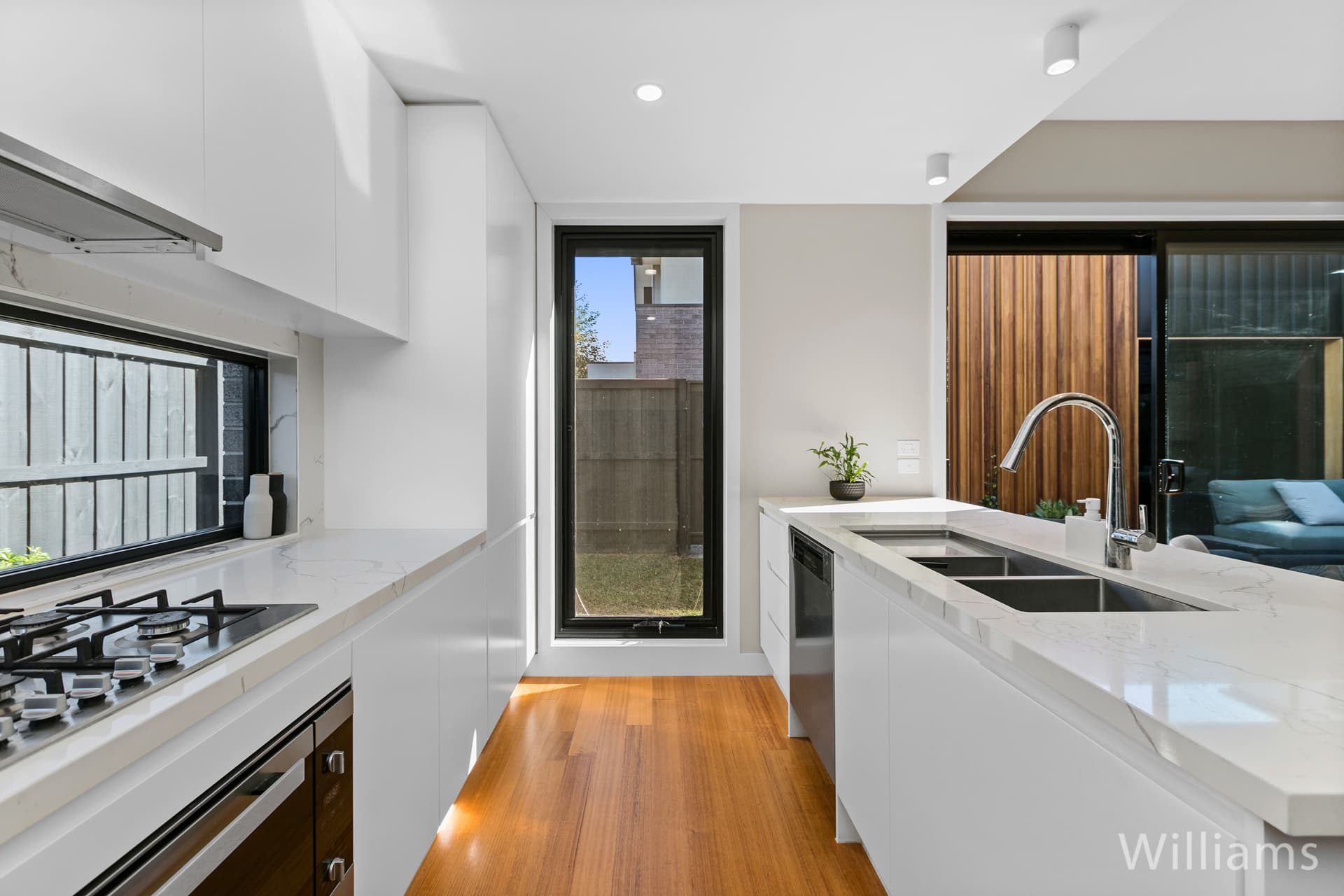 66 Paxton Street, South Kingsville - Thumbnail 4