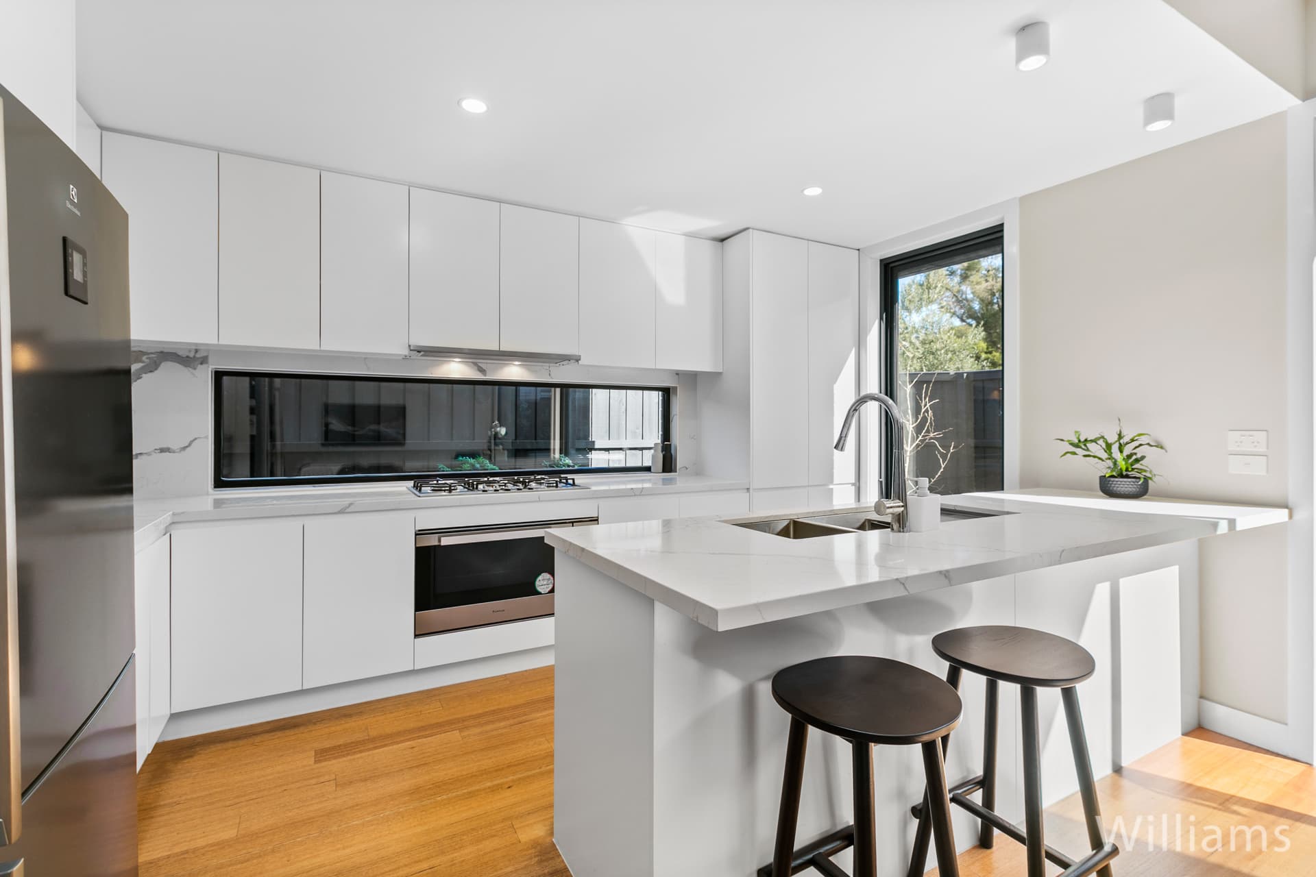 66 Paxton Street, South Kingsville - Thumbnail 3