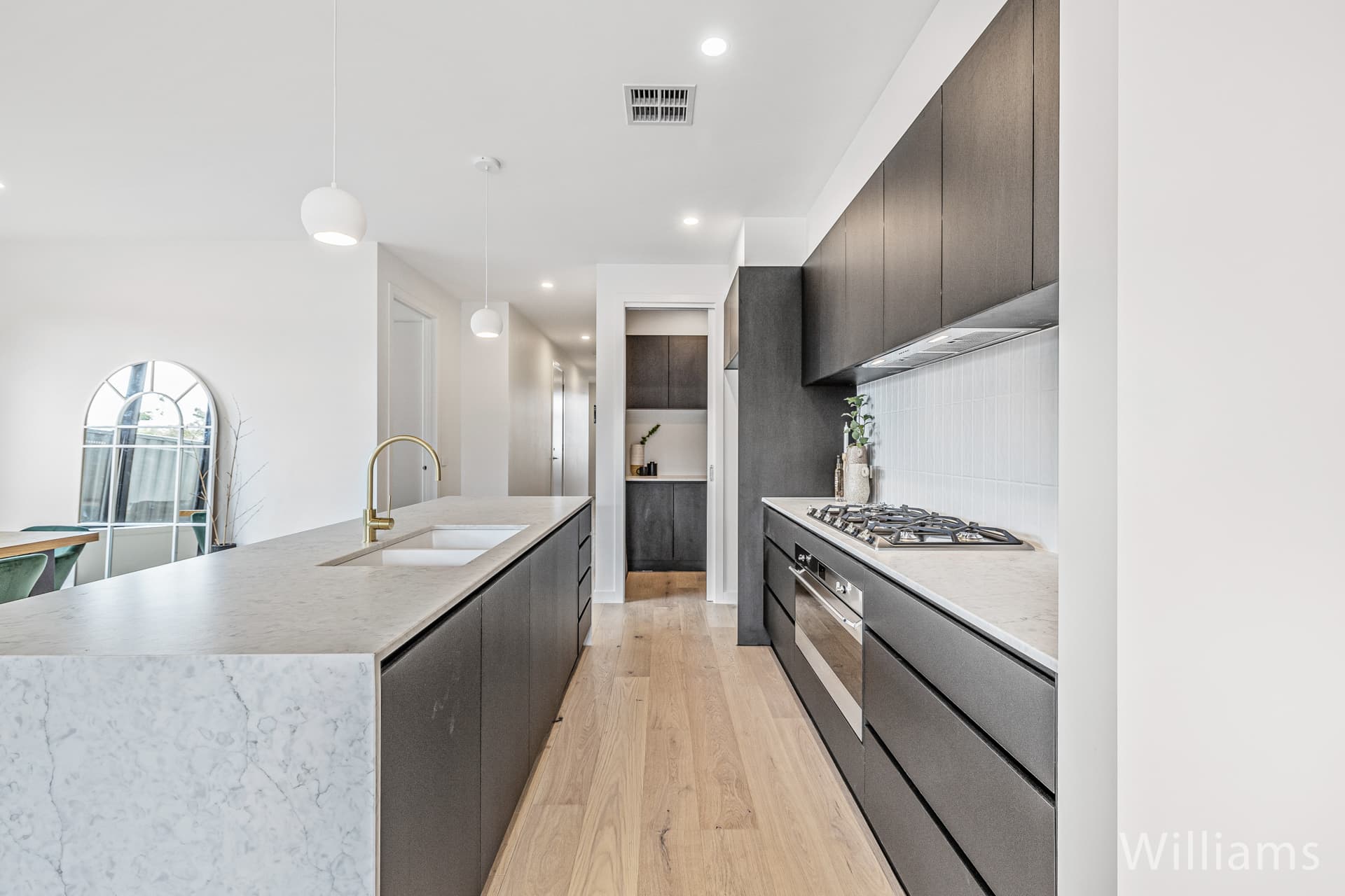 34 Charlotte Street, Newport - Thumbnail 5