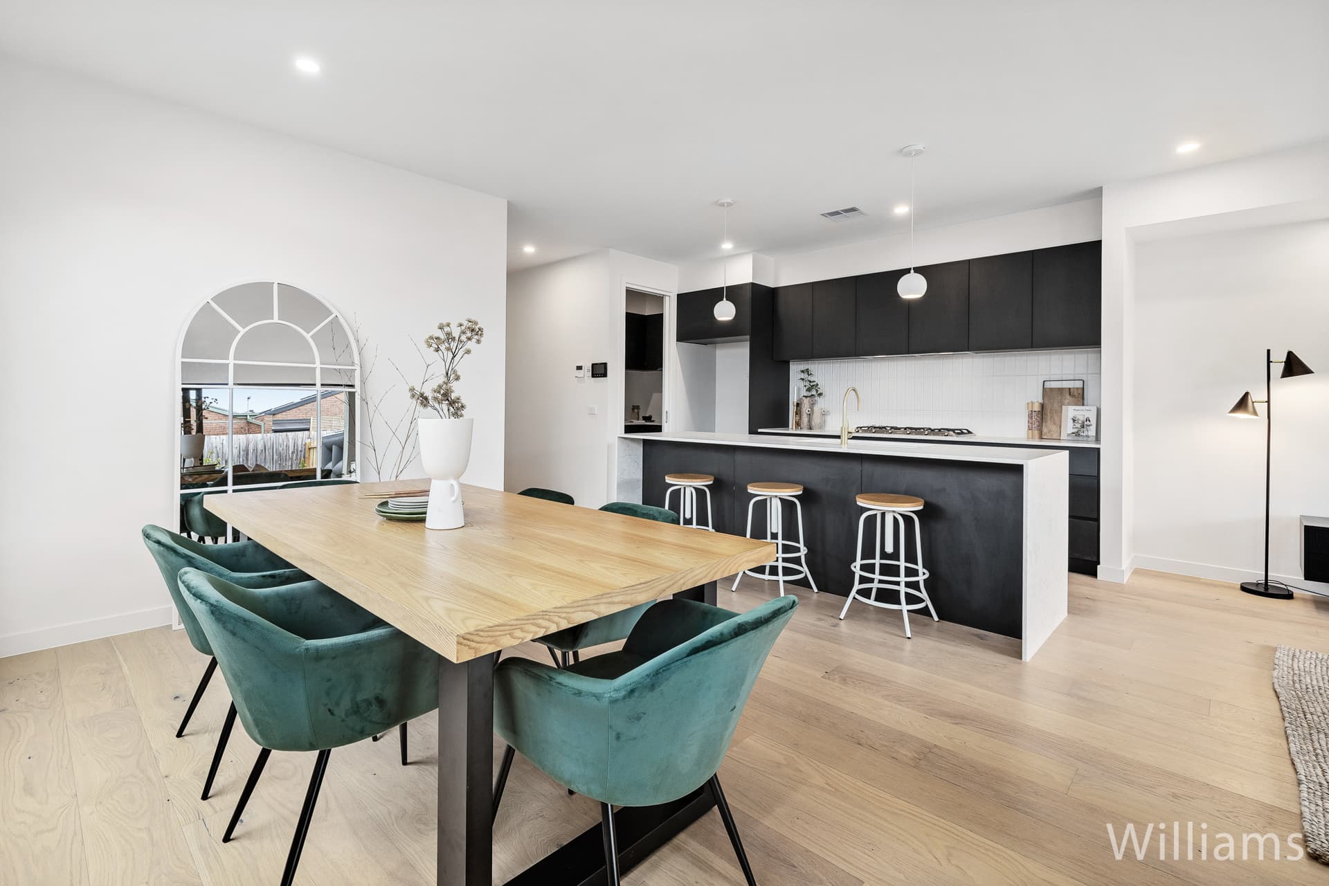 34 Charlotte Street, Newport - Thumbnail 7