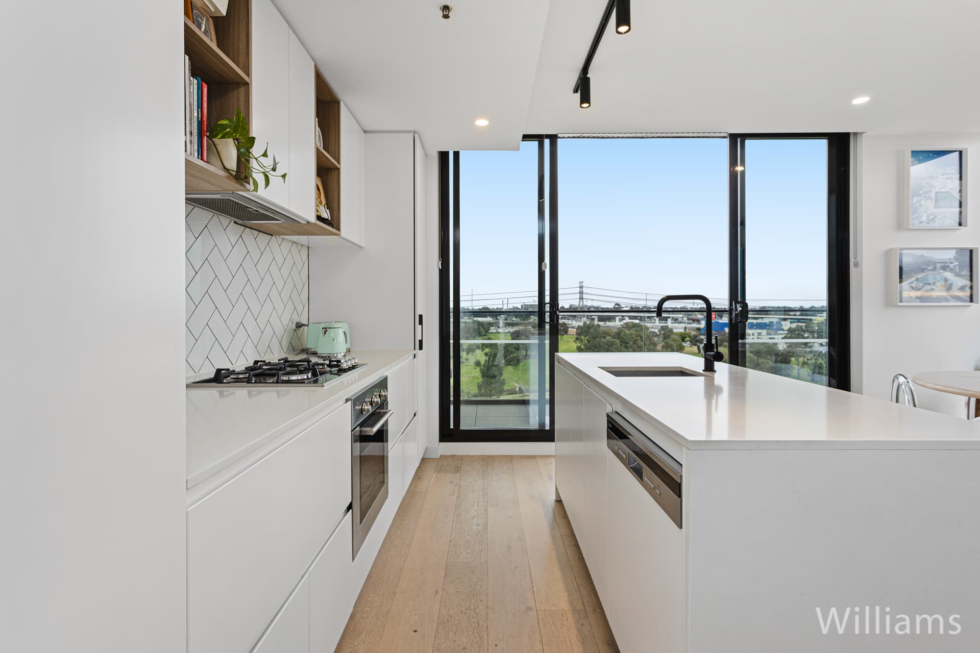 606/125 Francis Street, Yarraville - Thumbnail 6