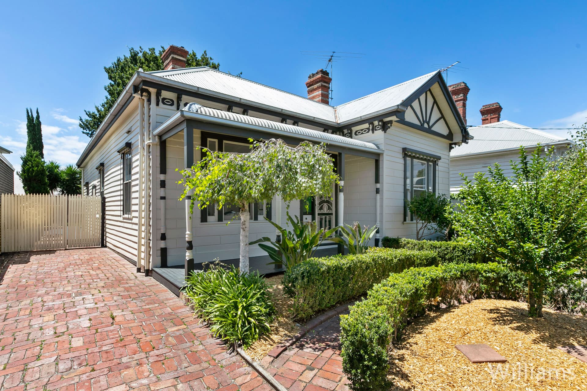 113-114 Railway Place, Williamstown - Thumbnail 3