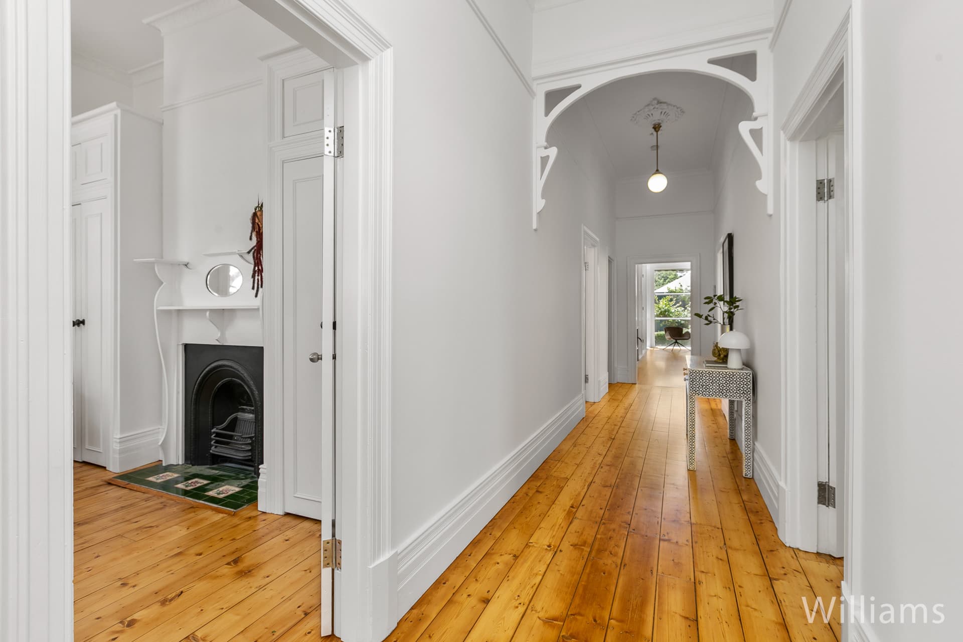 113-114 Railway Place, Williamstown - Thumbnail 5