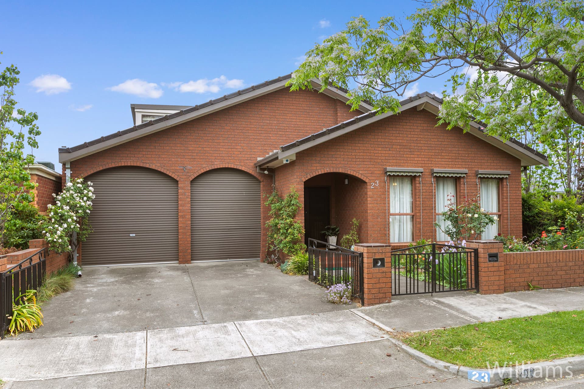 23 Elphin Street, Newport - Thumbnail 2