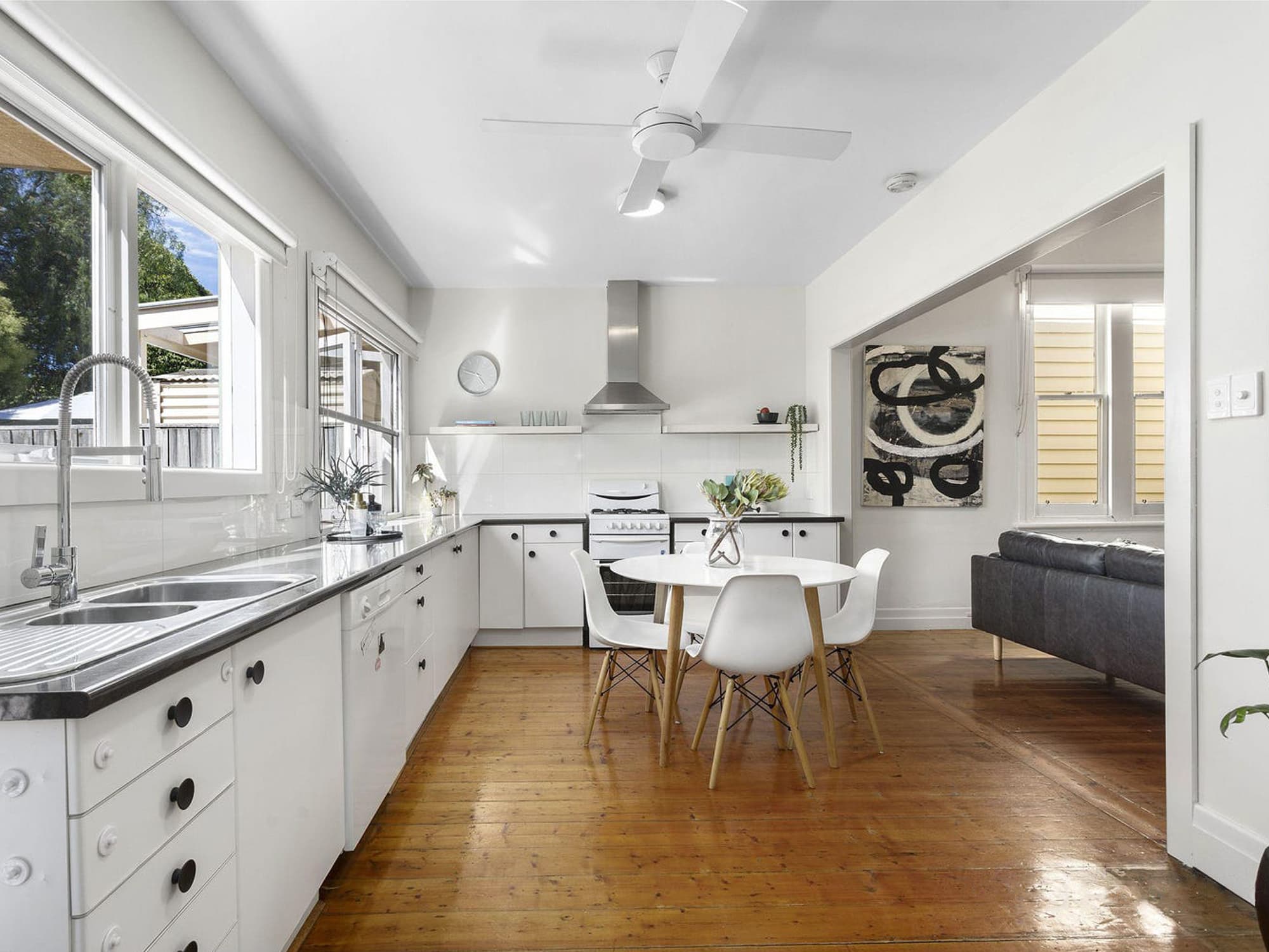 12 Freyer Street, Williamstown - Thumbnail 3