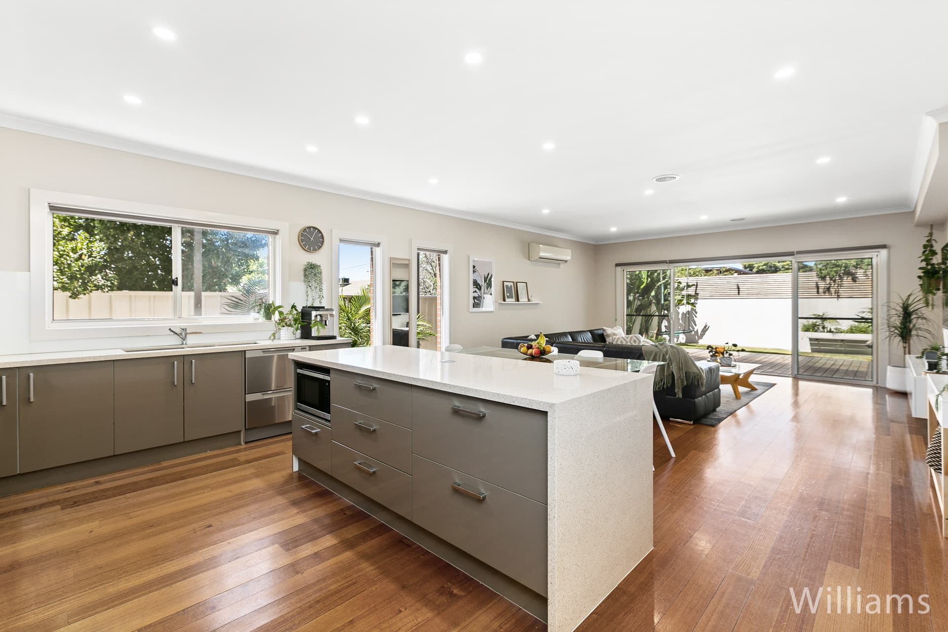 11 Edward Avenue, Altona North - Thumbnail 5