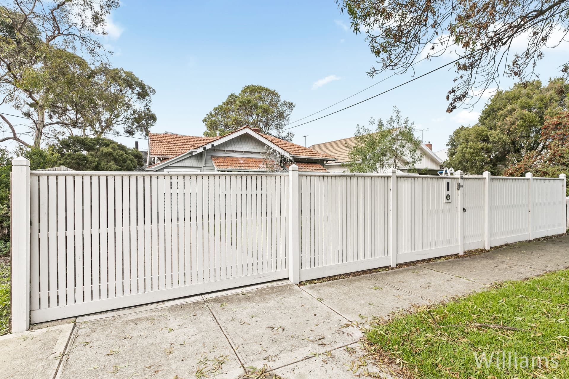 54 Schutt Street, Newport - Image 1