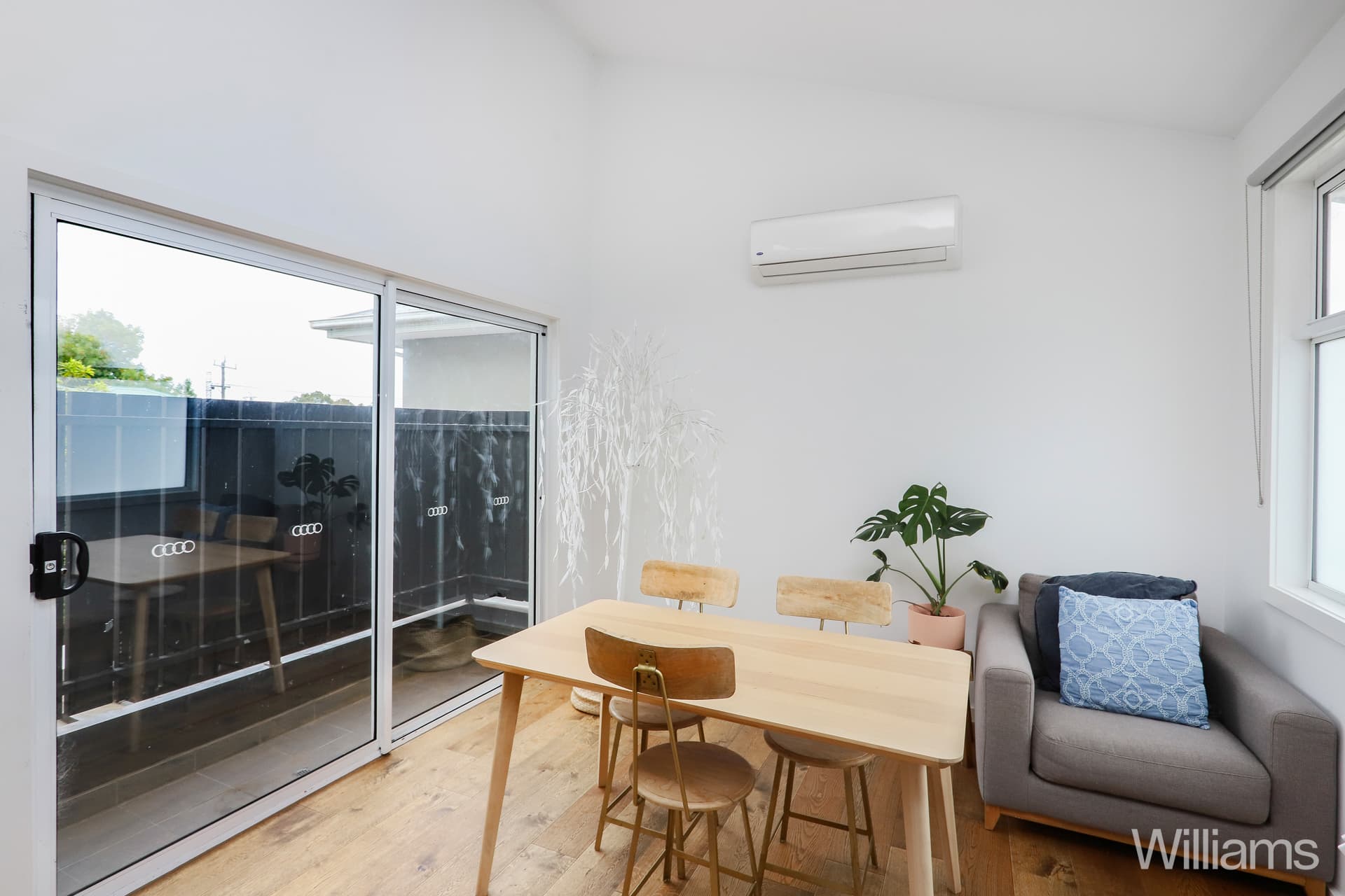 3/42 Conifer Avenue, Brooklyn - Thumbnail 2
