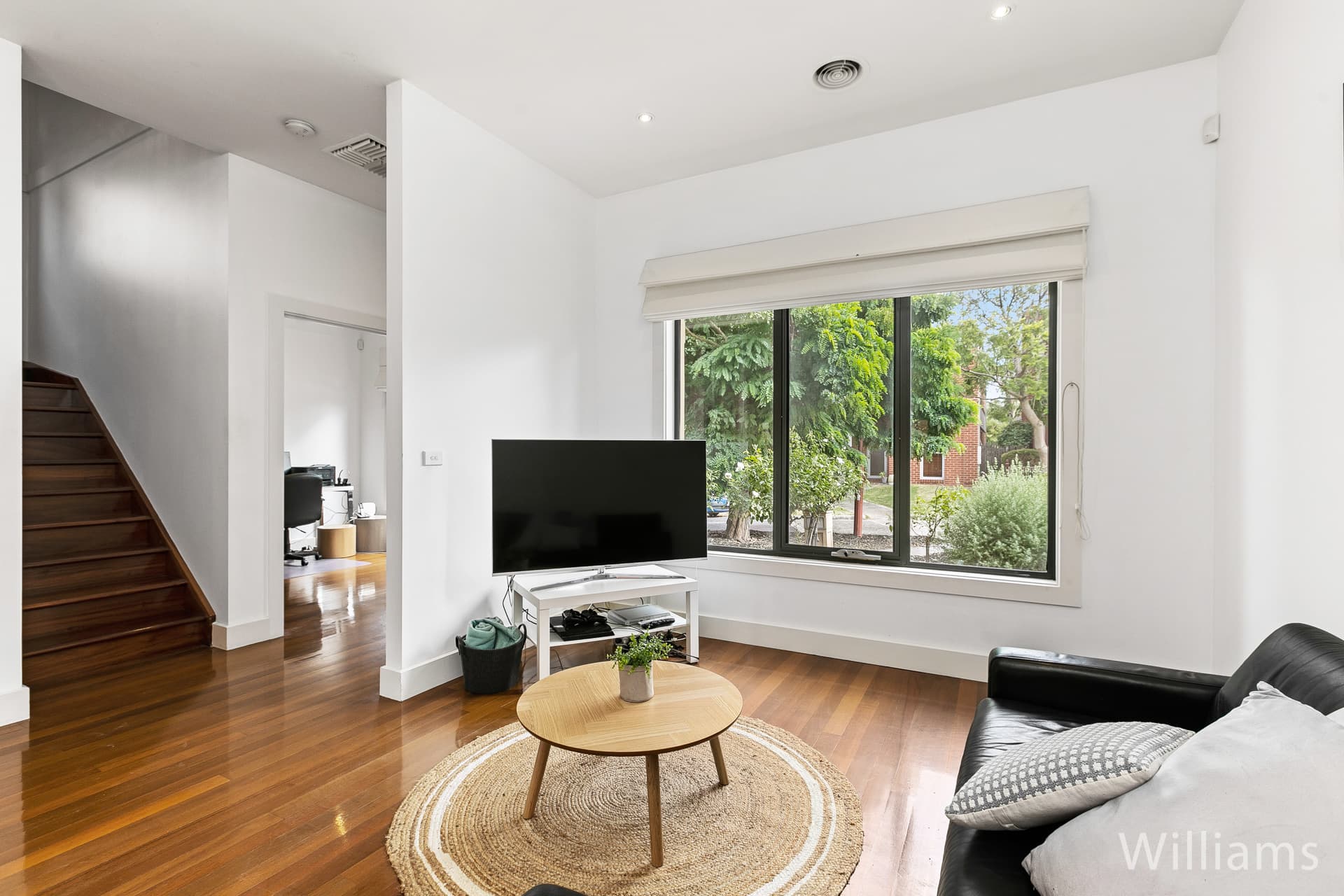 10 Breadalbane Place, Newport - Image 1
