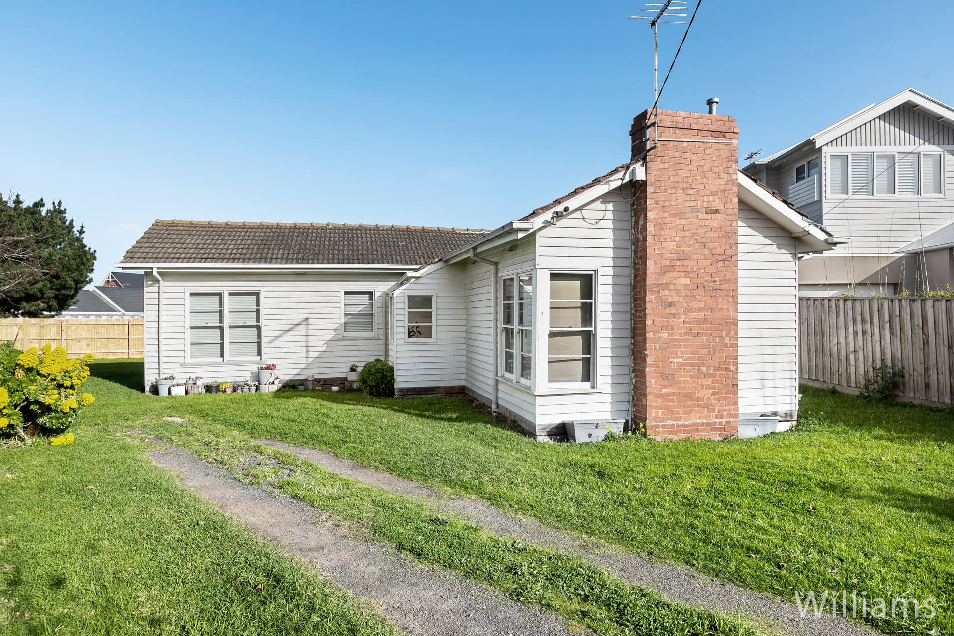 36 Tobruk Crescent, Williamstown - Image 1