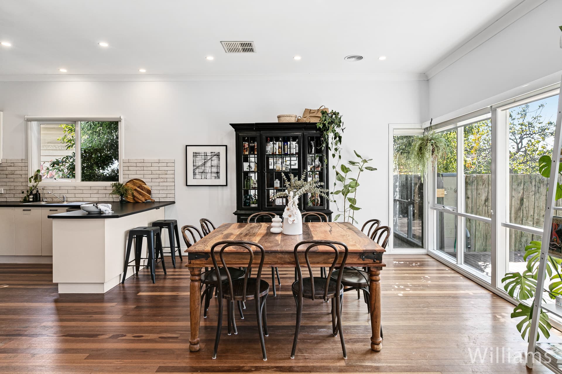 8 Brown Street, Newport - Thumbnail 7